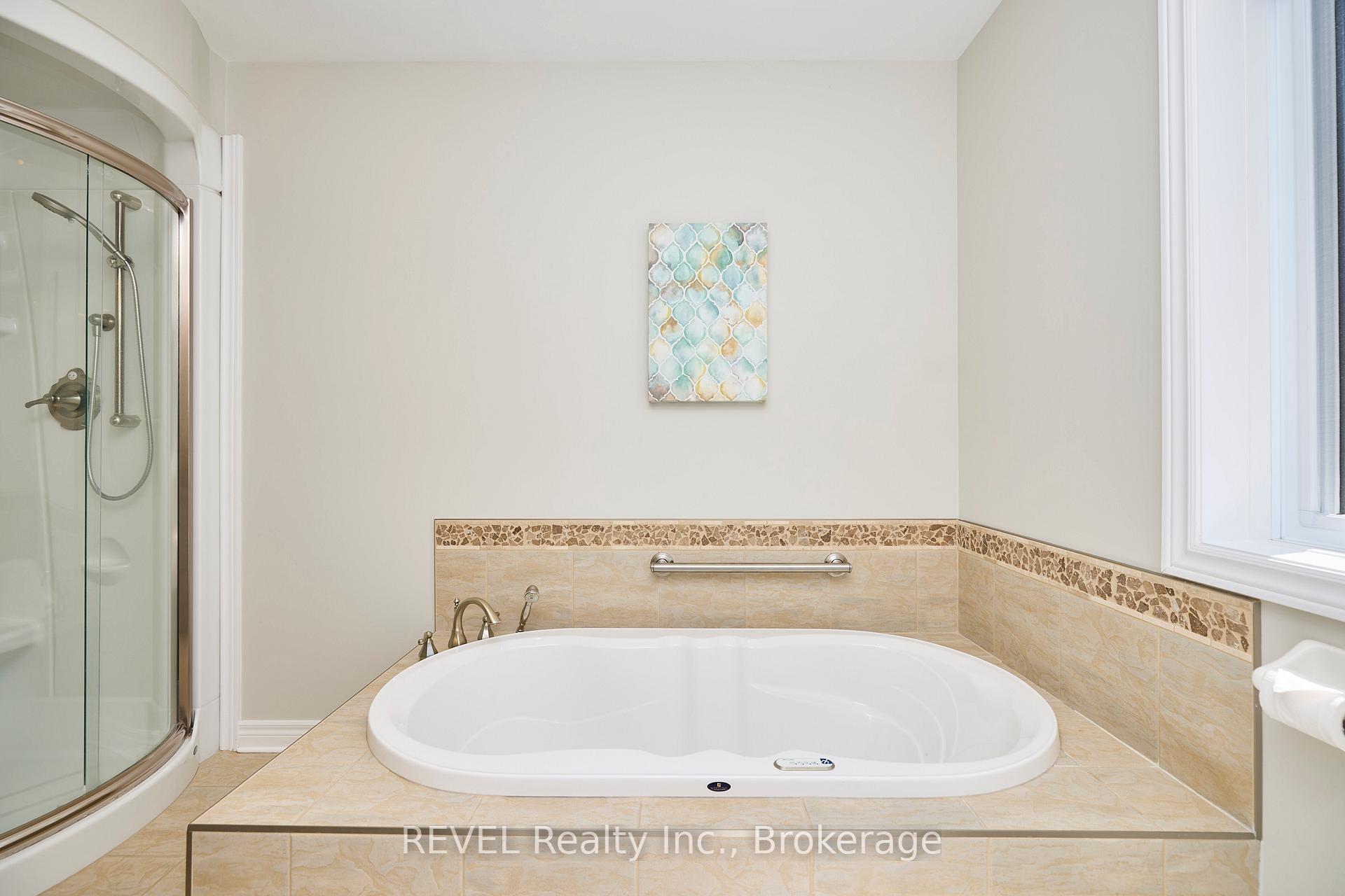 Photo 30 of 152 Merritt Road, Pelham, Fonthill — HOMEH