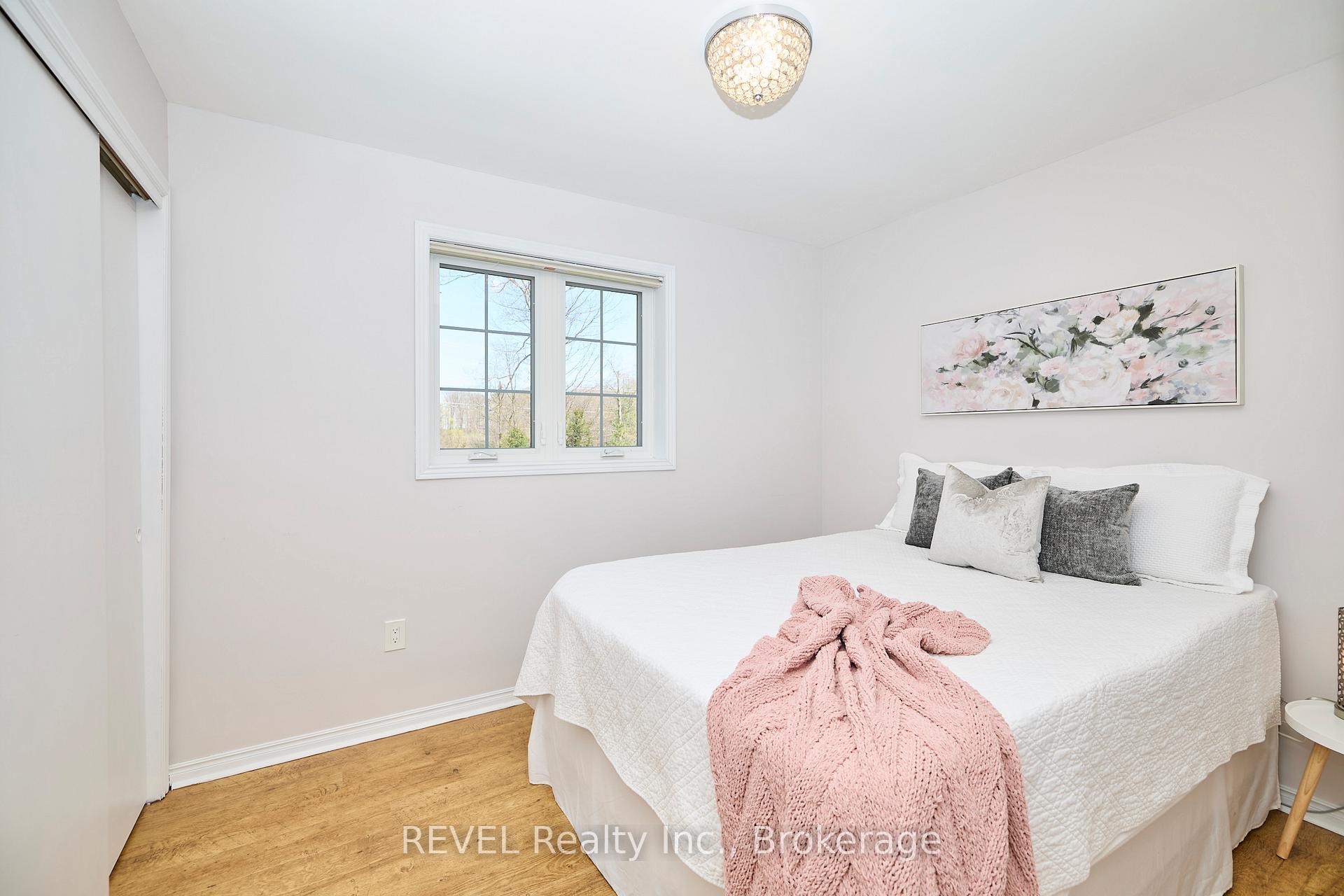 Photo 32 of 152 Merritt Road, Pelham, Fonthill — HOMEH