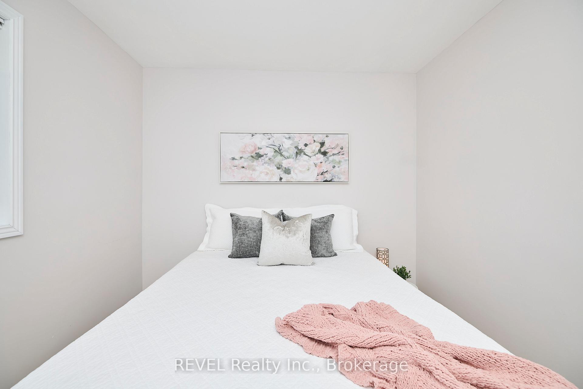 Photo 33 of 152 Merritt Road, Pelham, Fonthill — HOMEH