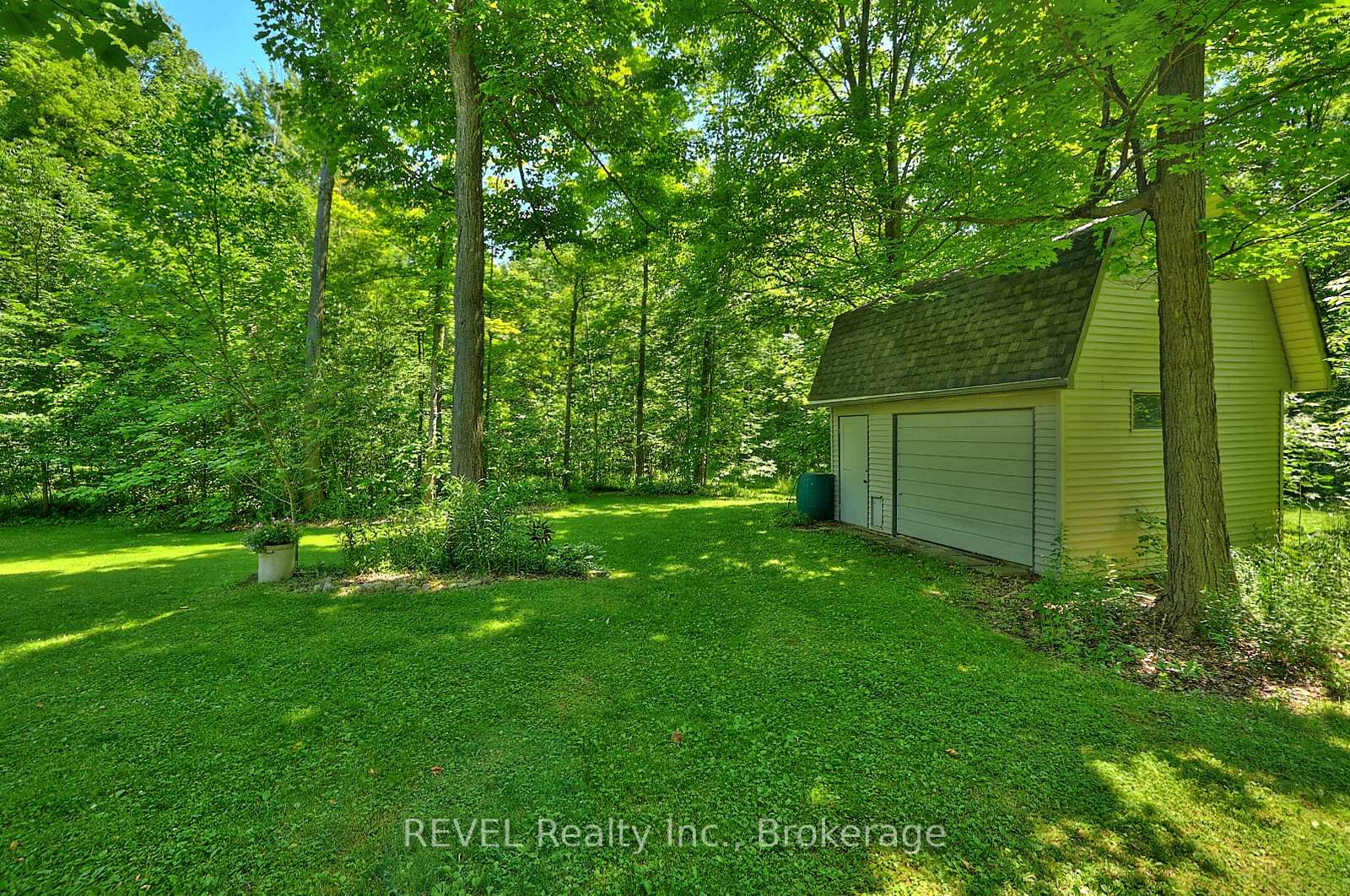 Photo 44 of 152 Merritt Road, Pelham, Fonthill — HOMEH