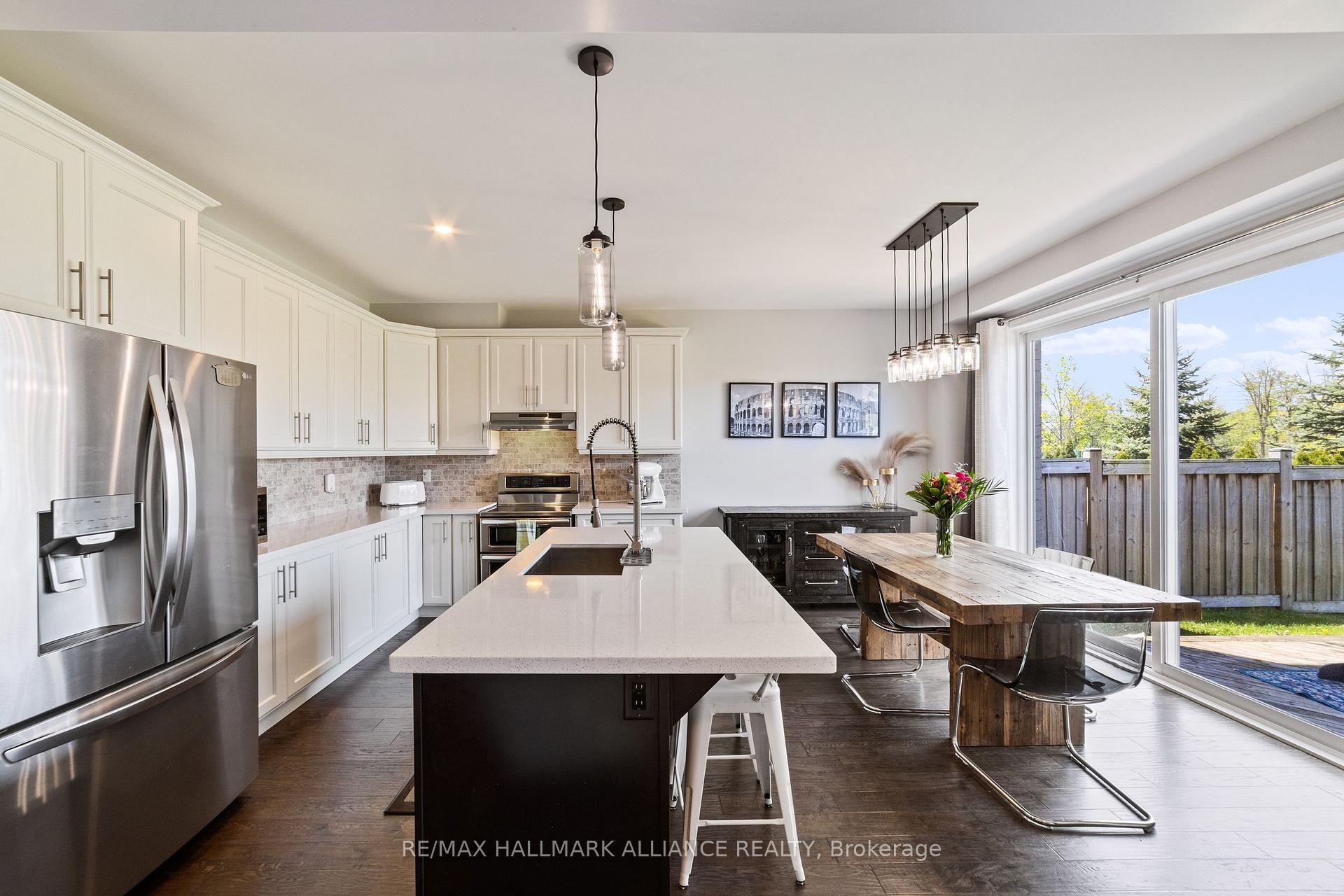 Photo 9 of 569 Langholm Street, Milton, Coates — HOMEH