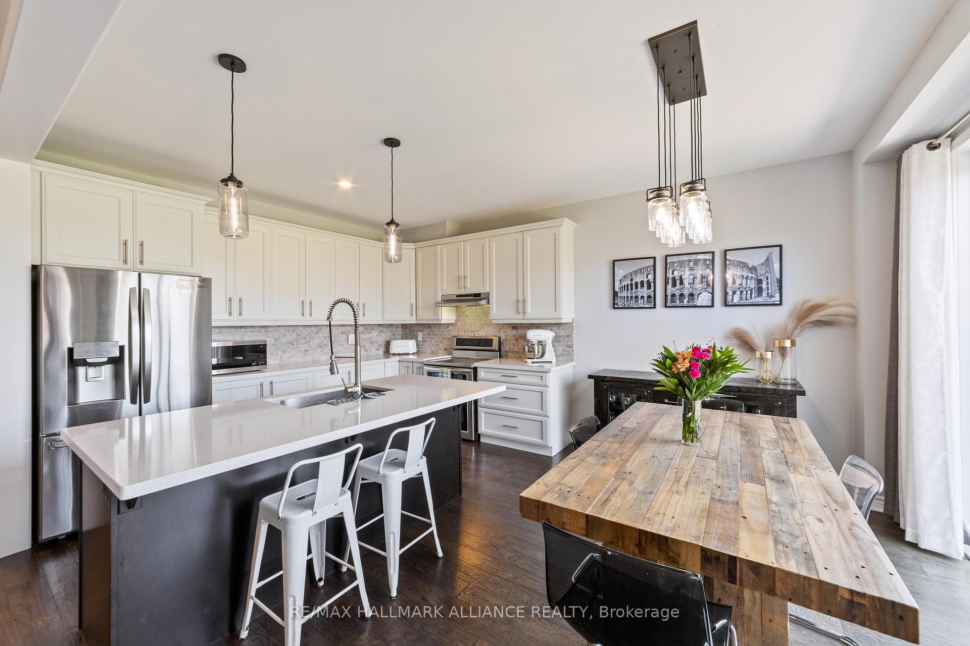 Photo 10 of 569 Langholm Street, Milton, Coates — HOMEH