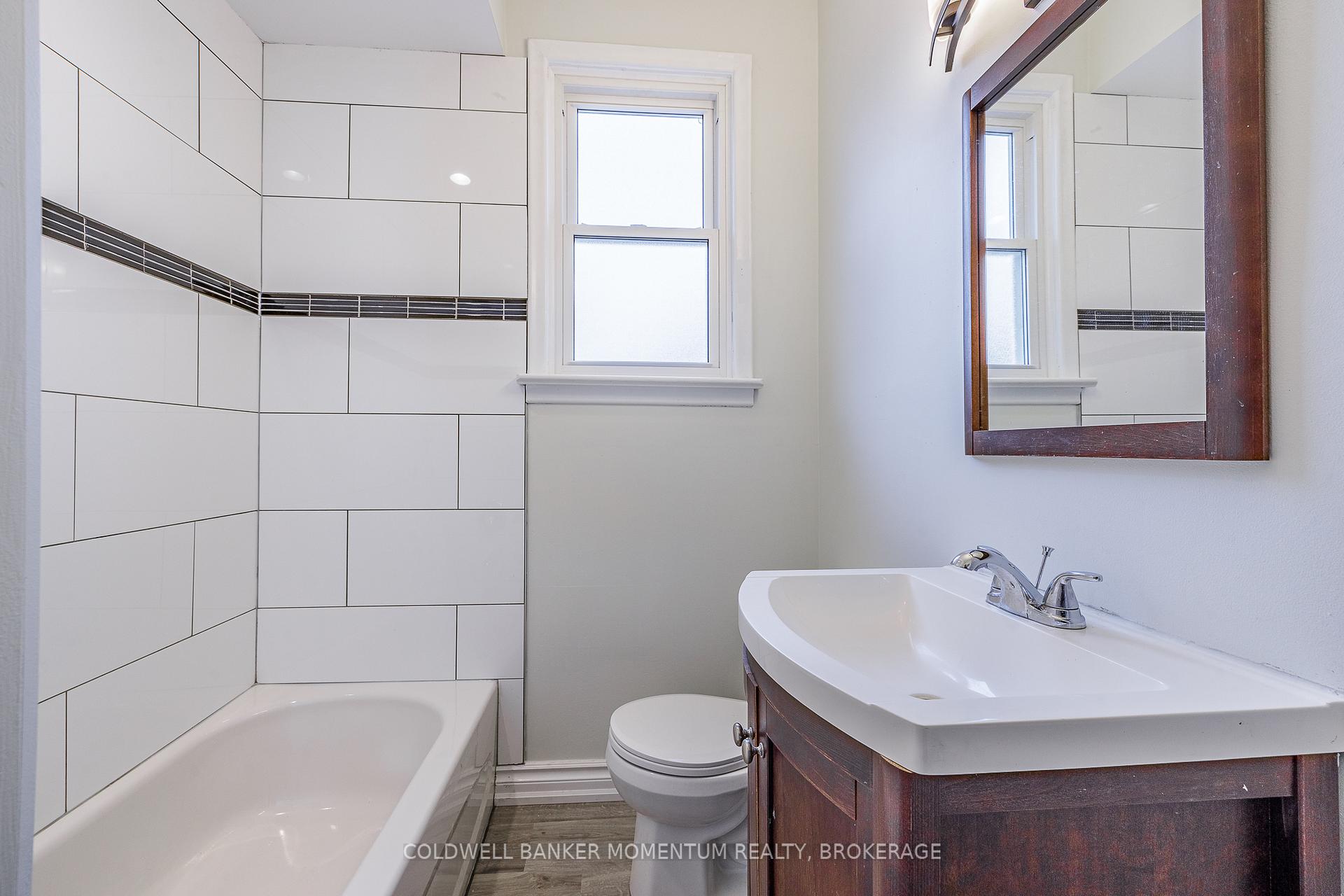 Photo 13 of 4759 Epworth Circle, Niagara Falls, Downtown — HOMEH