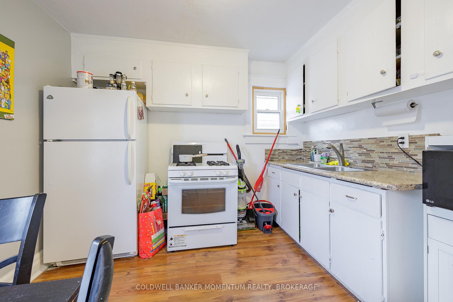Photo 21 of 4759 Epworth Circle, Niagara Falls, Downtown — HOMEH