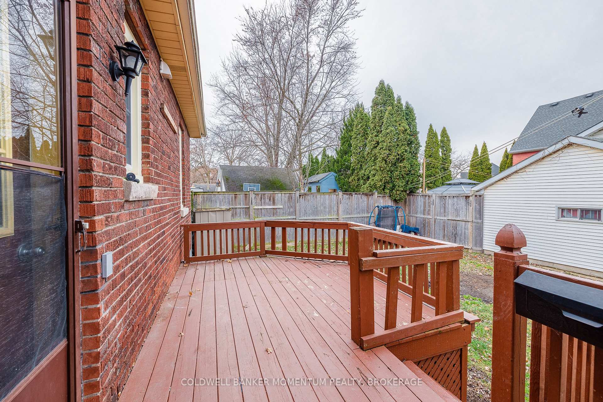 Photo 37 of 4759 Epworth Circle, Niagara Falls, Downtown — HOMEH
