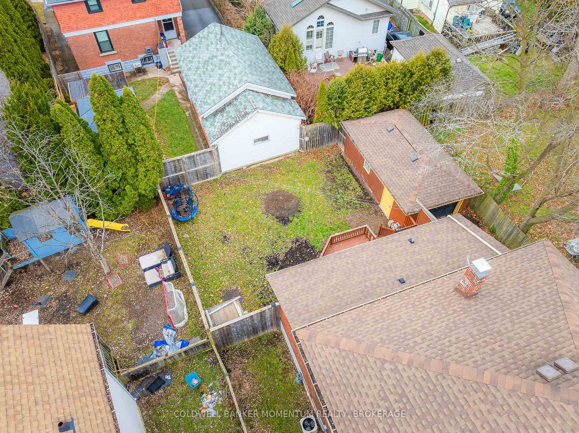 Photo 40 of 4759 Epworth Circle, Niagara Falls, Downtown — HOMEH