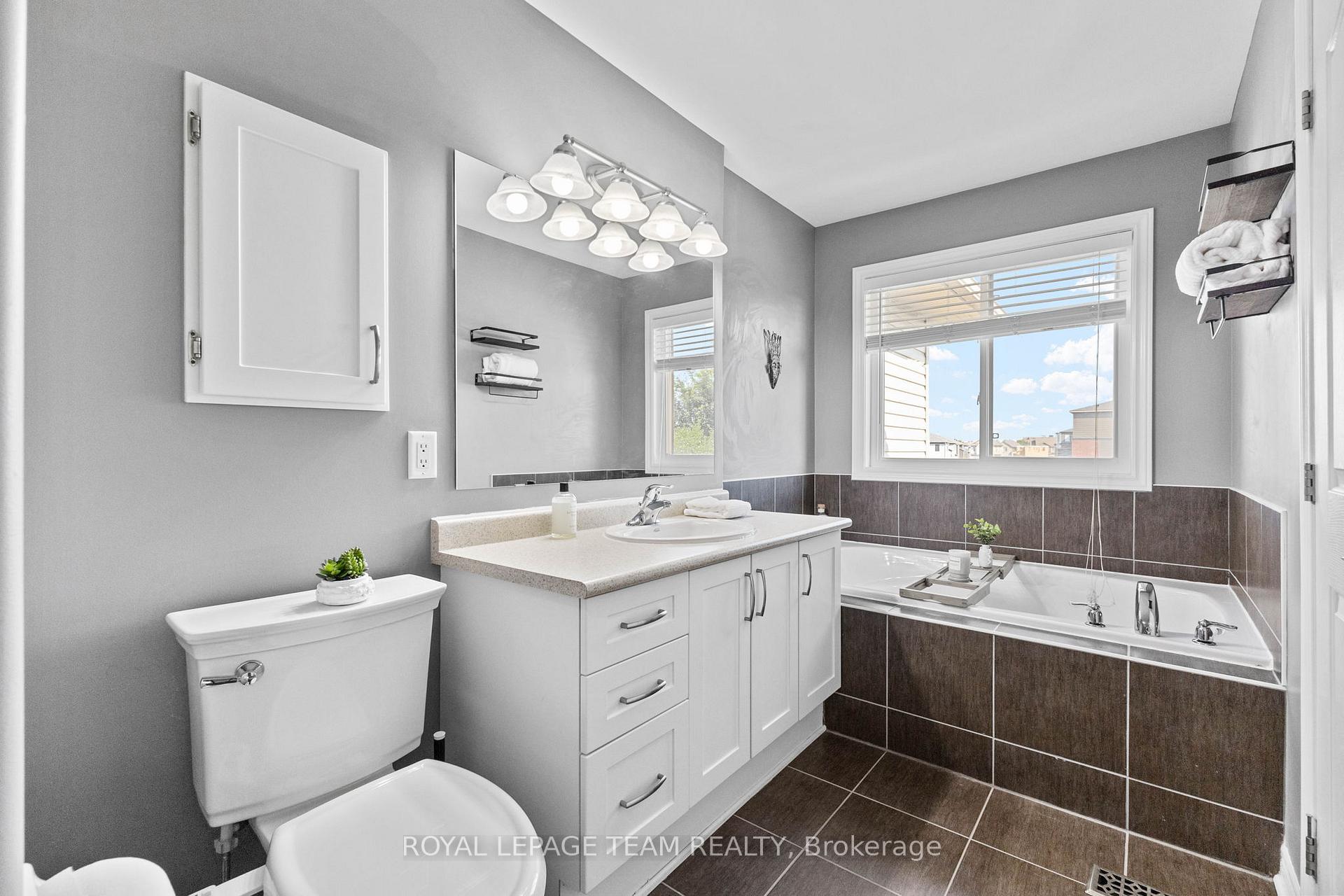 Photo 24 of 1879 Arrowgrass Way, Ottawa, Notting Hill/Summerside — HOMEH