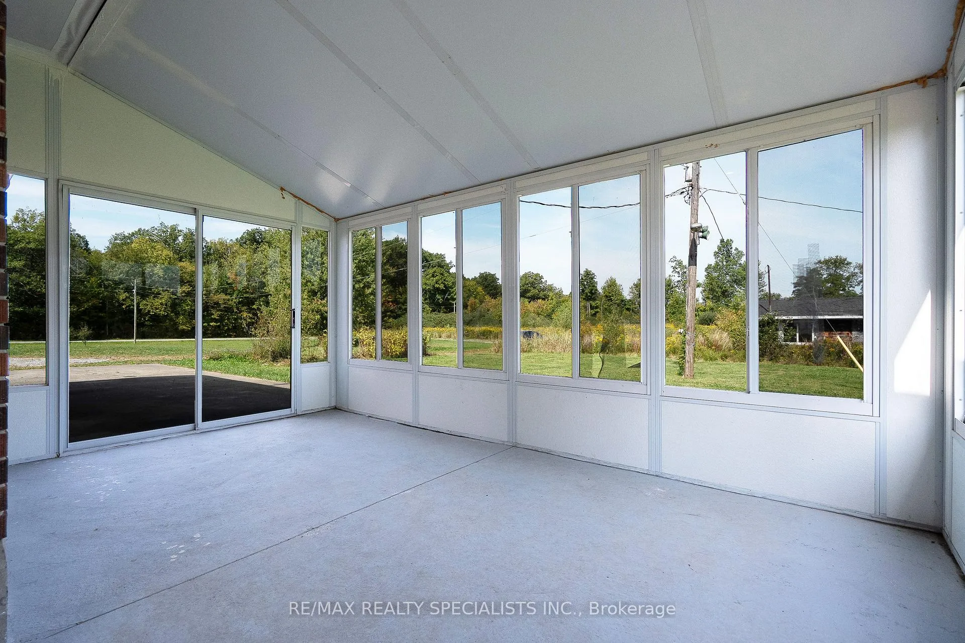 Photo 32 of 11134 Willodell Road, Niagara Falls, Lyons Creek — HOMEH