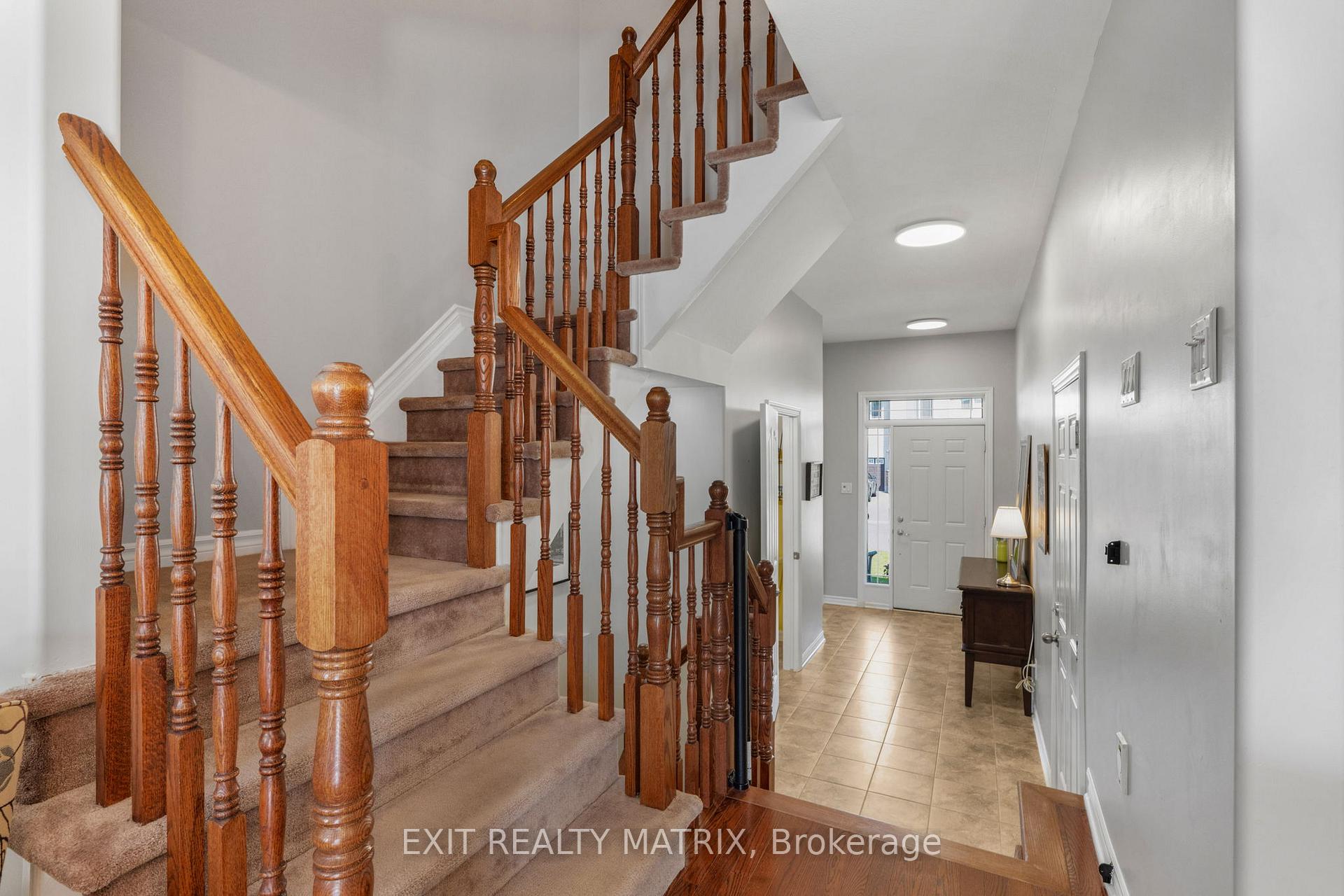 Photo 5 of 1836 Arrowgrass Way, Ottawa, Notting Hill/Summerside — HOMEH