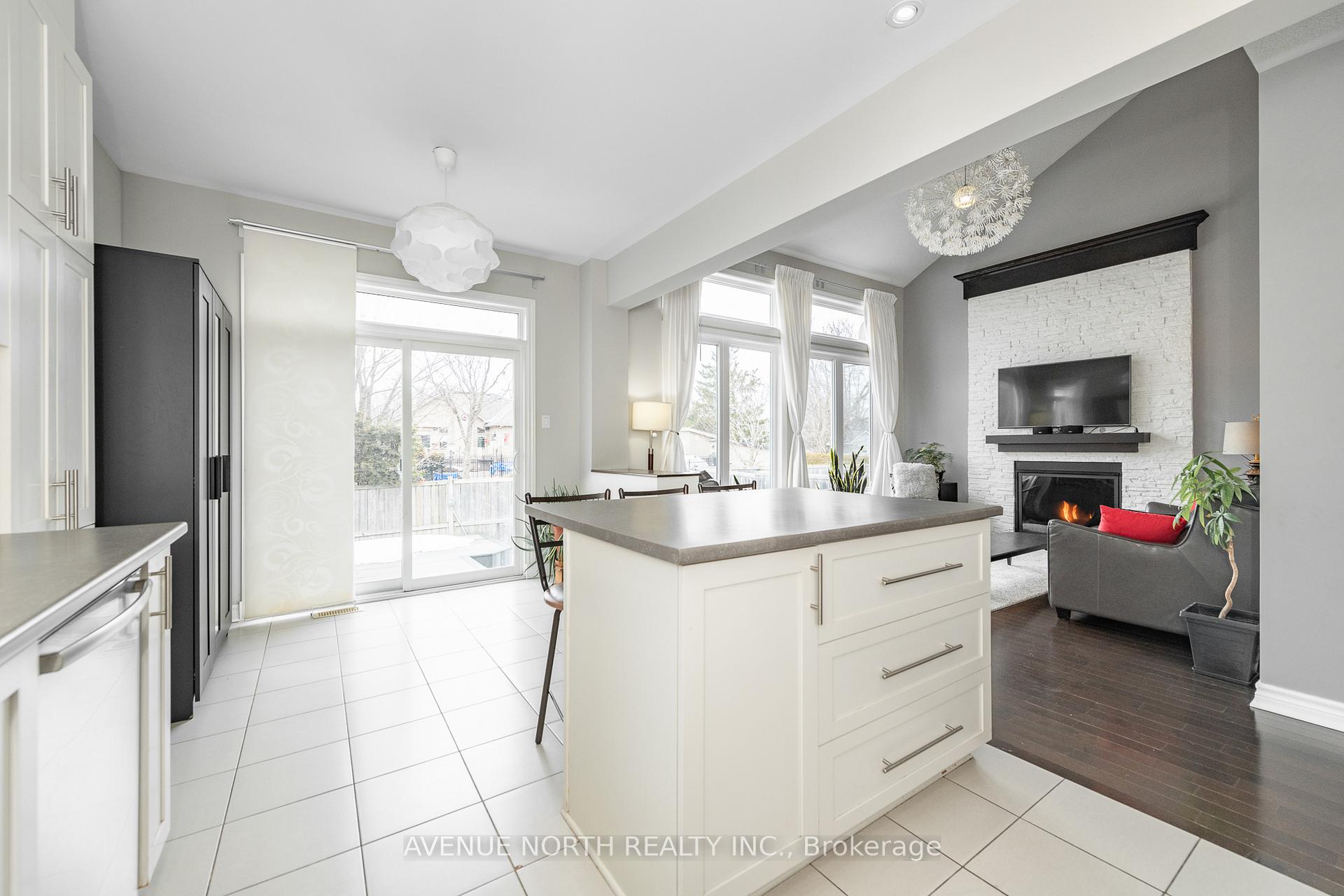 Photo 16 of 861 Contour Street, Ottawa, Mer Bleue/Bradley Estates/Anderson Park — HOMEH