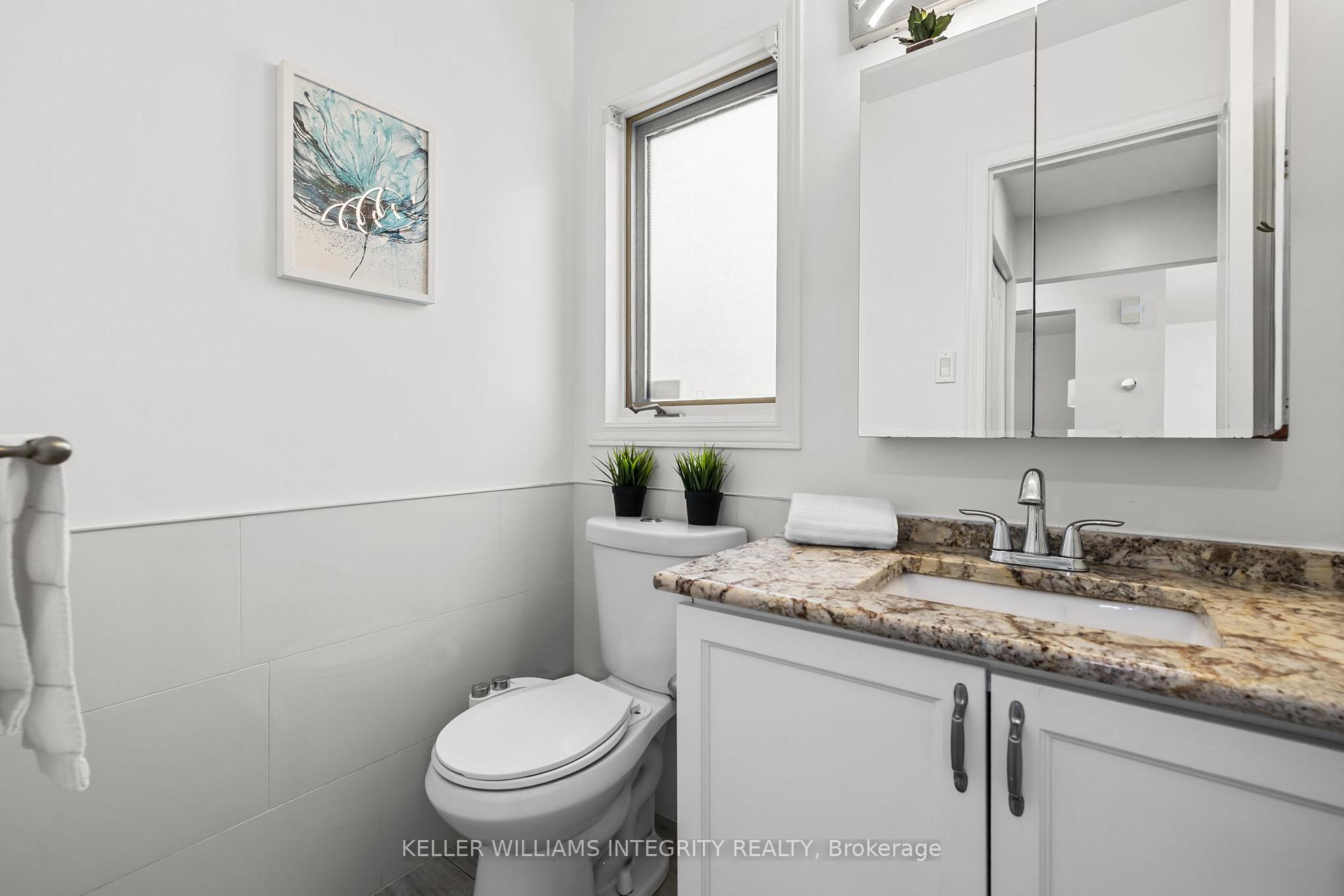 Photo 14 of 6036 Pineglade Crescent, Ottawa, Chapel Hill South - Orleans Village — HOMEH