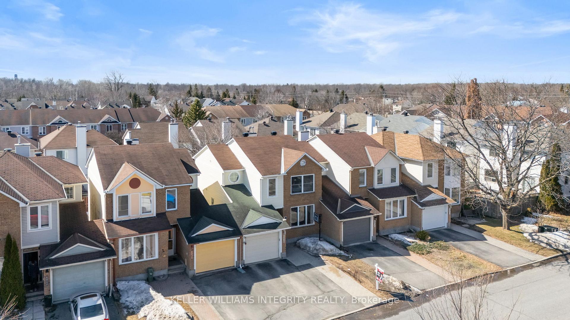 Photo 29 of 6036 Pineglade Crescent, Ottawa, Chapel Hill South - Orleans Village — HOMEH