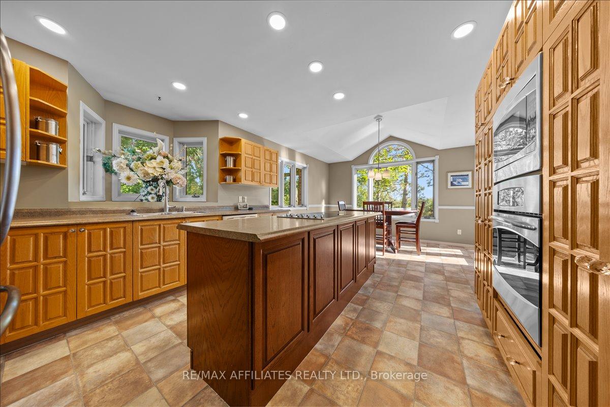 Photo 11 of 1266 Barnwell Crescent, Ottawa, Navan — HOMEH