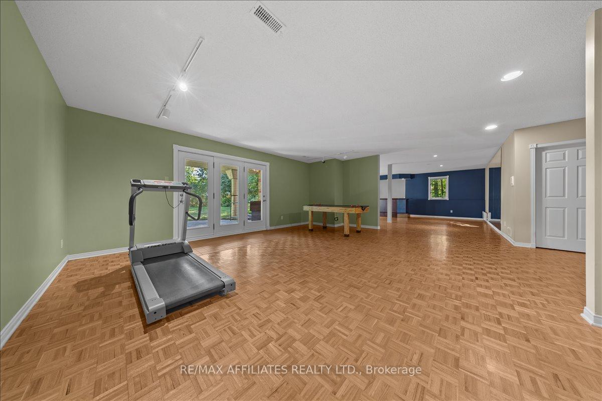 Photo 30 of 1266 Barnwell Crescent, Ottawa, Navan — HOMEH