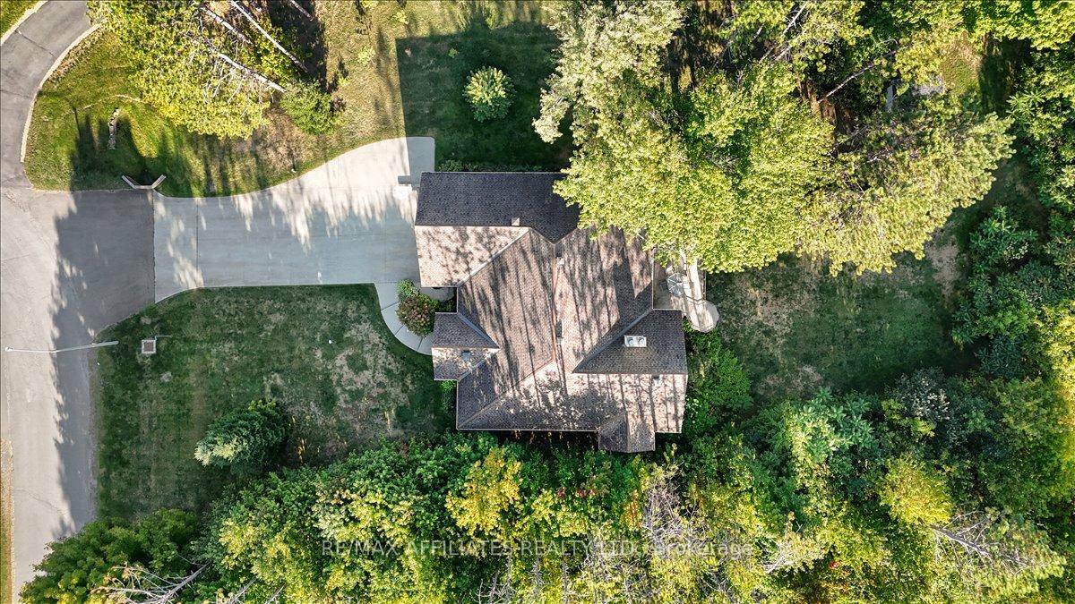 Photo 44 of 1266 Barnwell Crescent, Ottawa, Navan — HOMEH