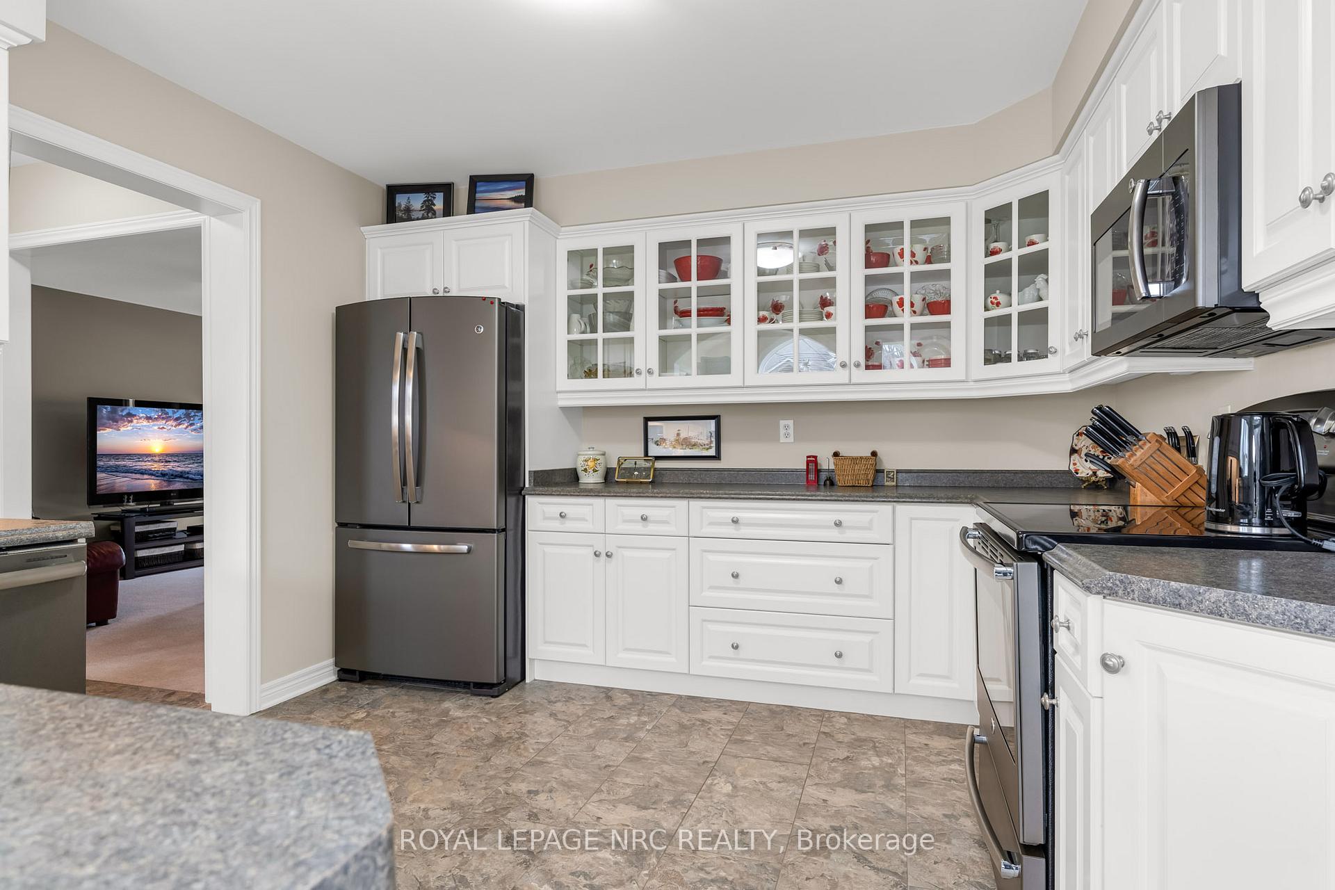 Photo 19 of 20 Meadowvale Drive, Pelham, Fonthill — HOMEH