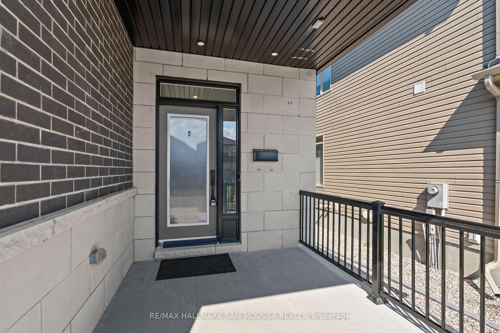Photo 3 of 259 Fountainhead Drive, Ottawa, Mer Bleue/Bradley Estates/Anderson Park — HOMEH