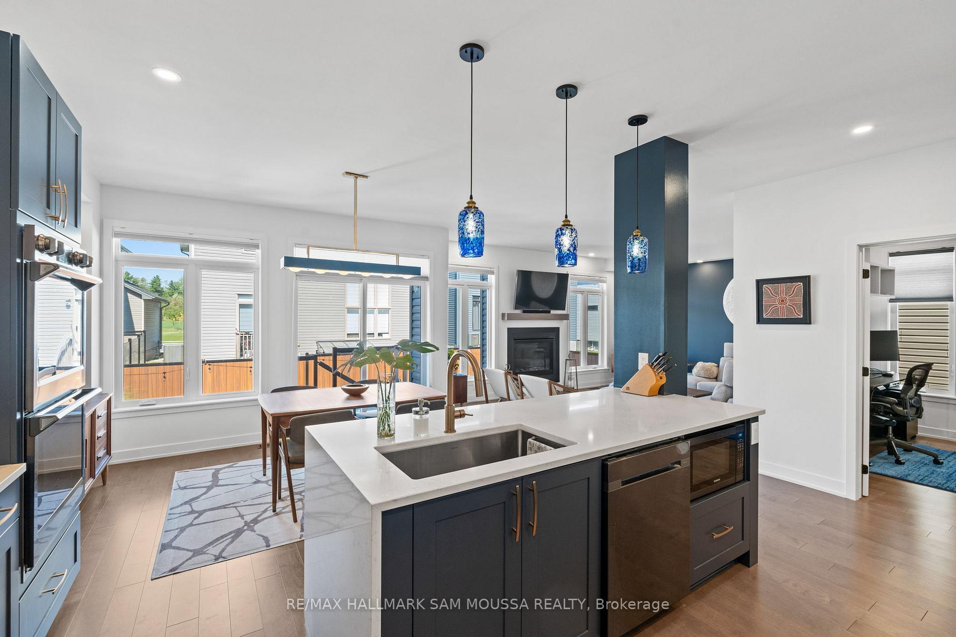 Photo 11 of 259 Fountainhead Drive, Ottawa, Mer Bleue/Bradley Estates/Anderson Park — HOMEH
