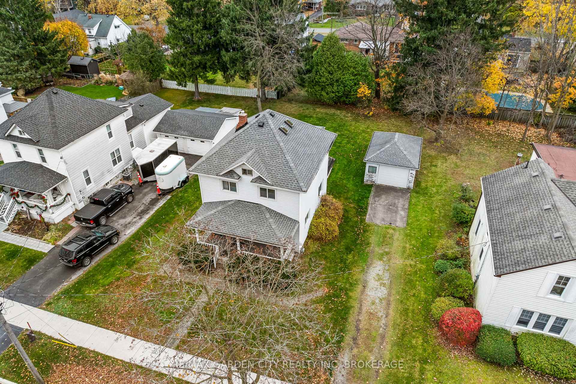 Photo 2 of 1561 Pelham Street, Pelham, Fonthill — HOMEH