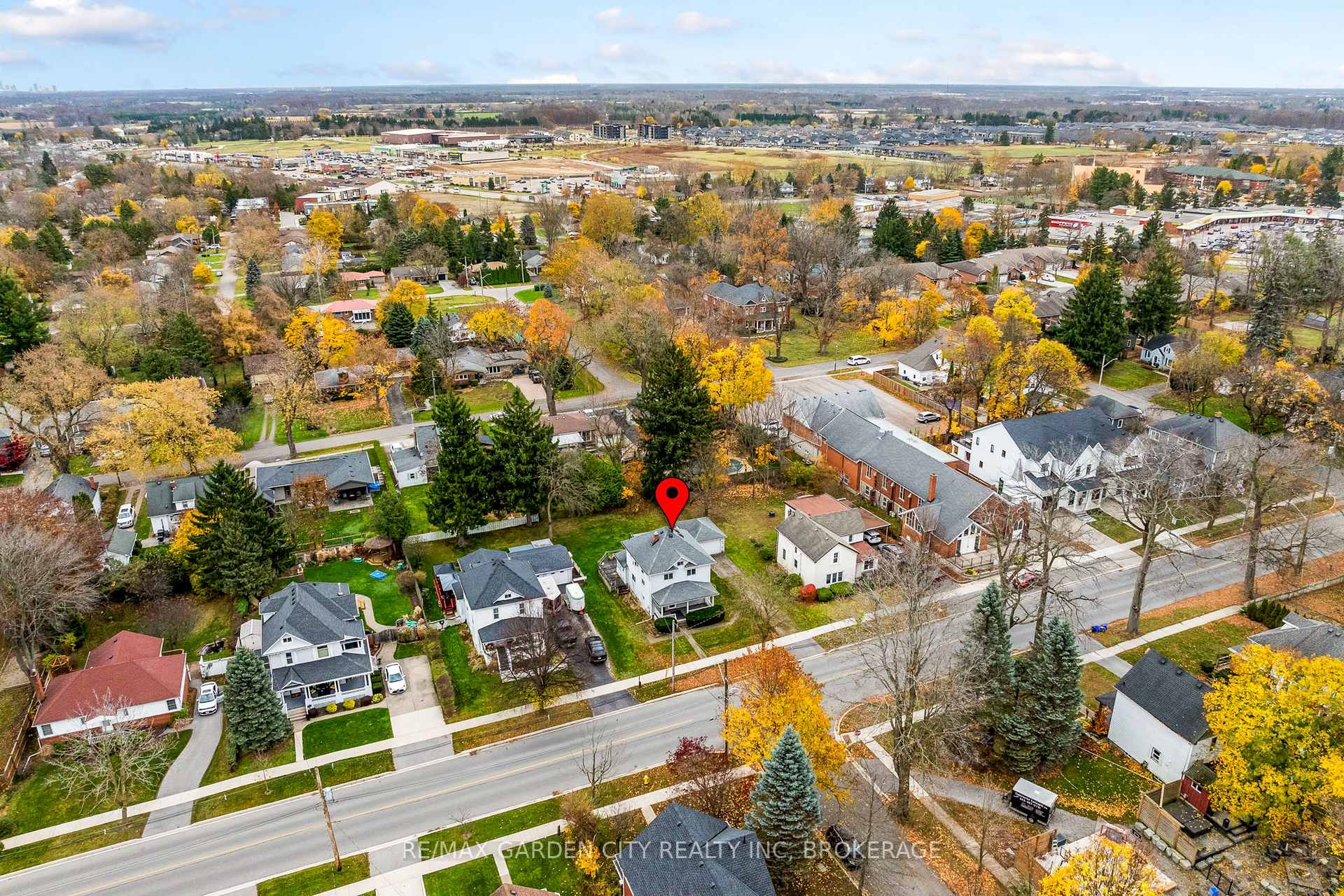 Photo 4 of 1561 Pelham Street, Pelham, Fonthill — HOMEH