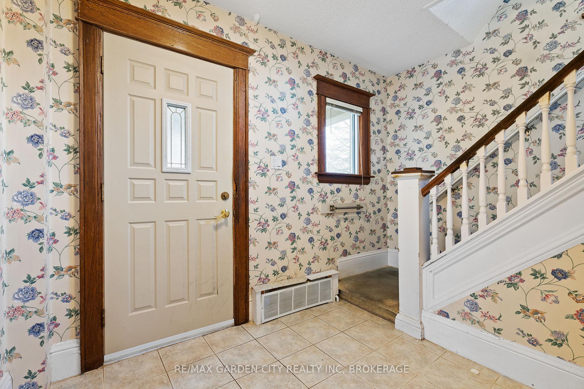 Photo 17 of 1561 Pelham Street, Pelham, Fonthill — HOMEH