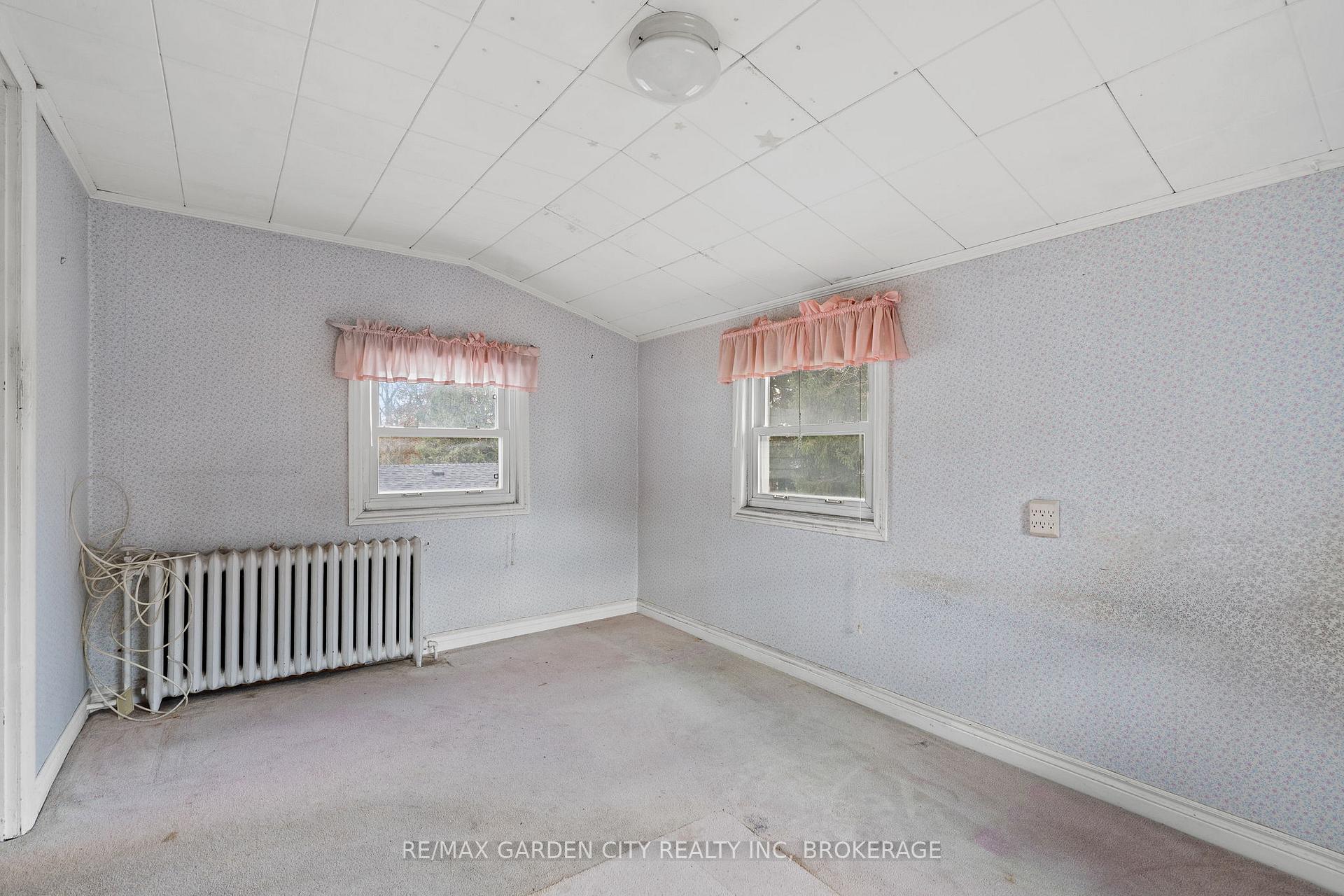 Photo 34 of 1561 Pelham Street, Pelham, Fonthill — HOMEH