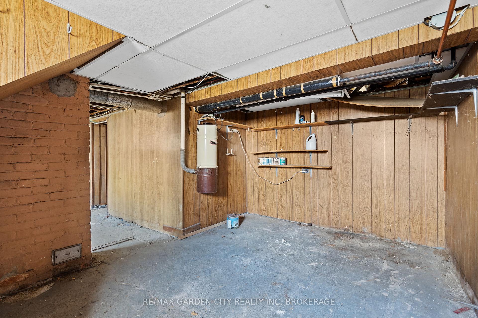 Photo 37 of 1561 Pelham Street, Pelham, Fonthill — HOMEH