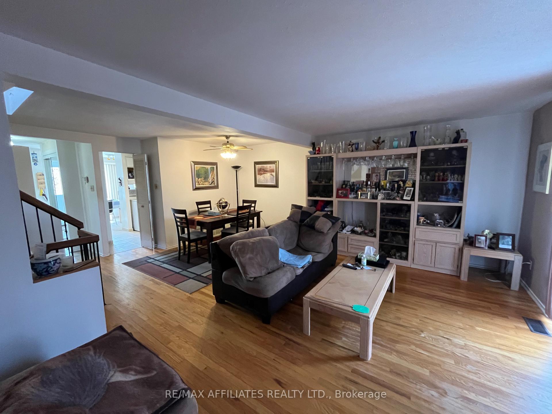 Photo 10 of 7913 Jeanne D'arc Boulevard, Ottawa, Orleans Wood — HOMEH
