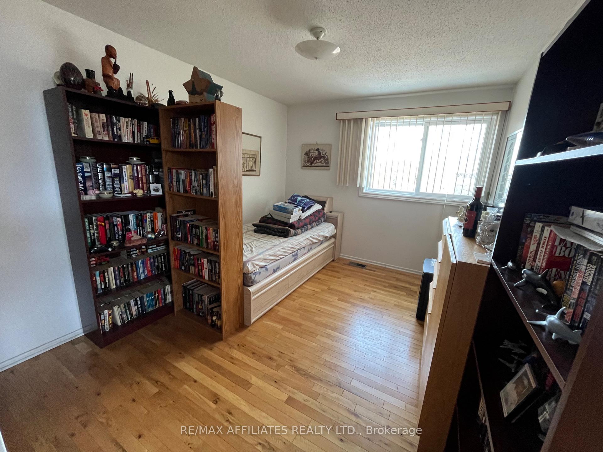 Photo 12 of 7913 Jeanne D'arc Boulevard, Ottawa, Orleans Wood — HOMEH