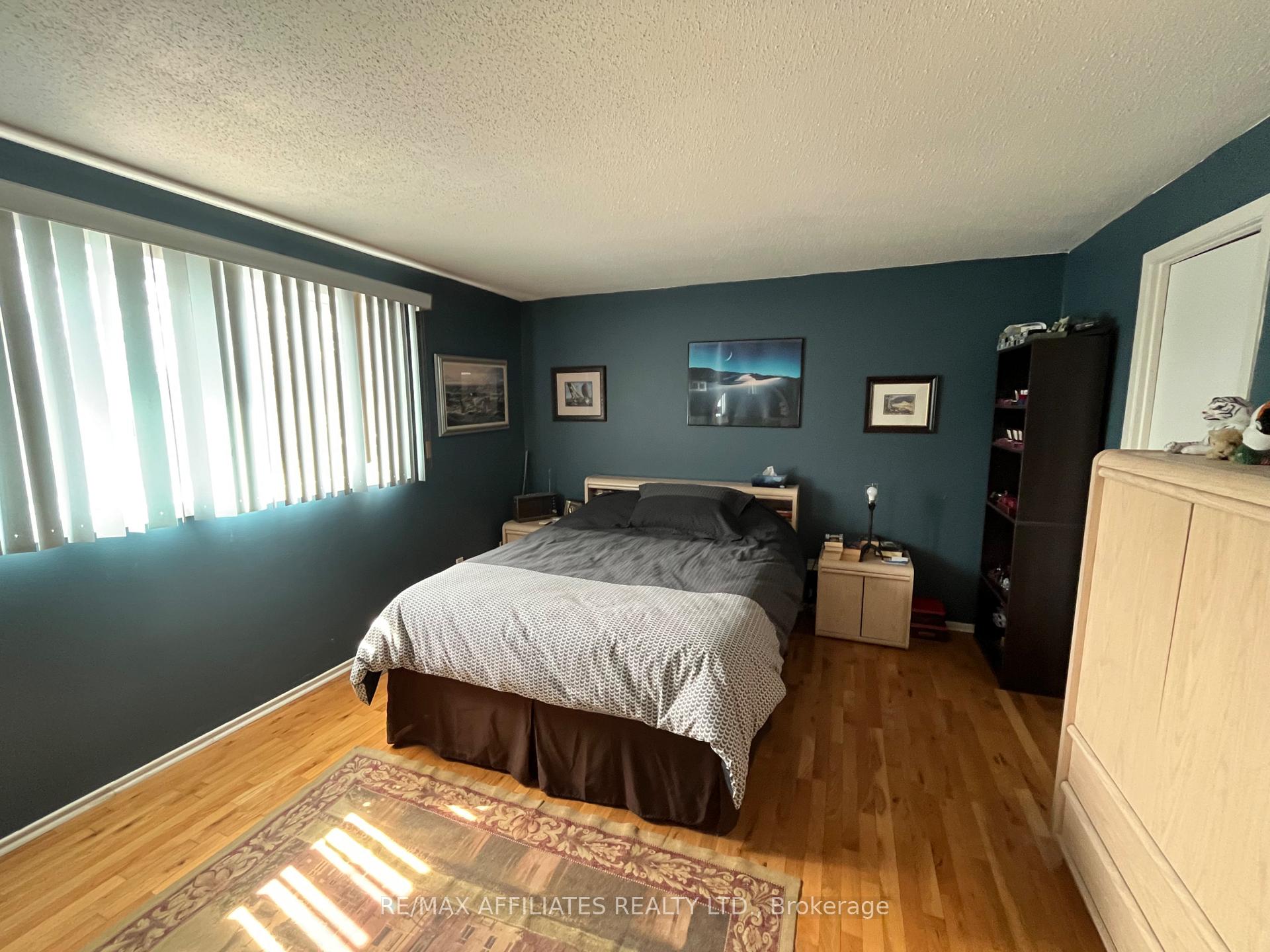 Photo 13 of 7913 Jeanne D'arc Boulevard, Ottawa, Orleans Wood — HOMEH