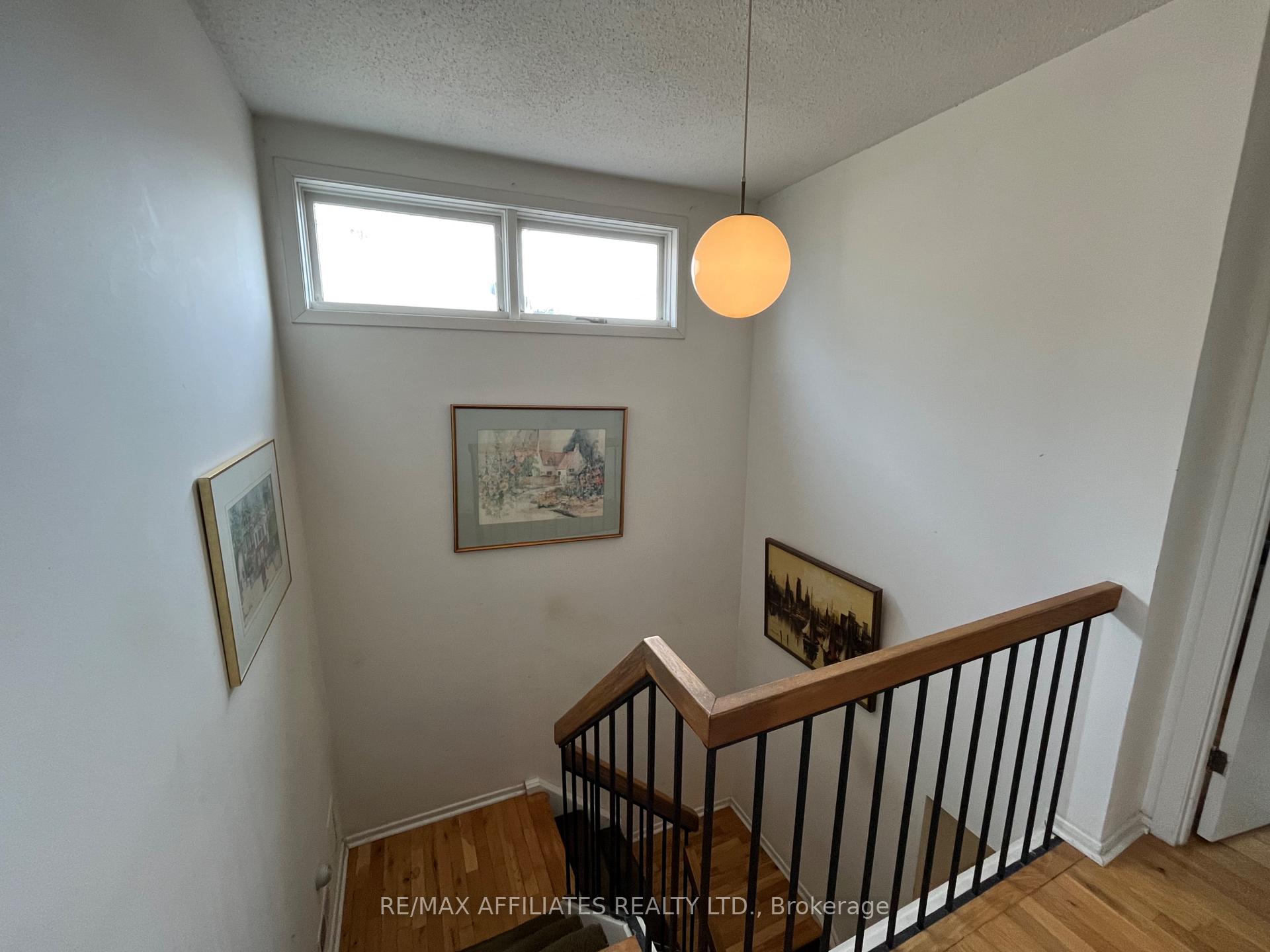 Photo 16 of 7913 Jeanne D'arc Boulevard, Ottawa, Orleans Wood — HOMEH