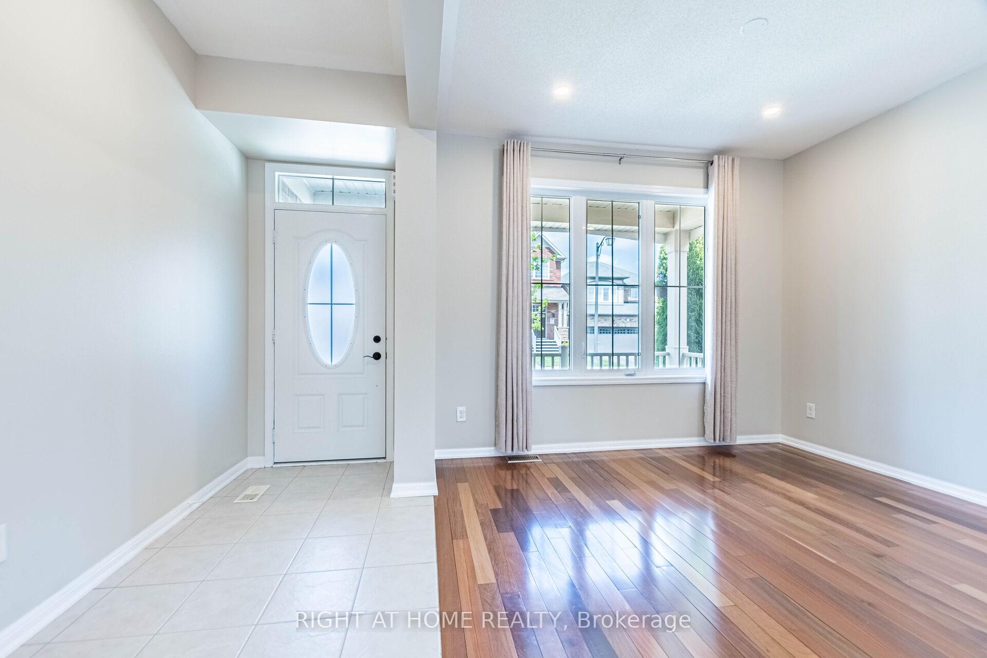 Photo 2 of 314 Jelinik Terrace, Milton, Scott — HOMEH
