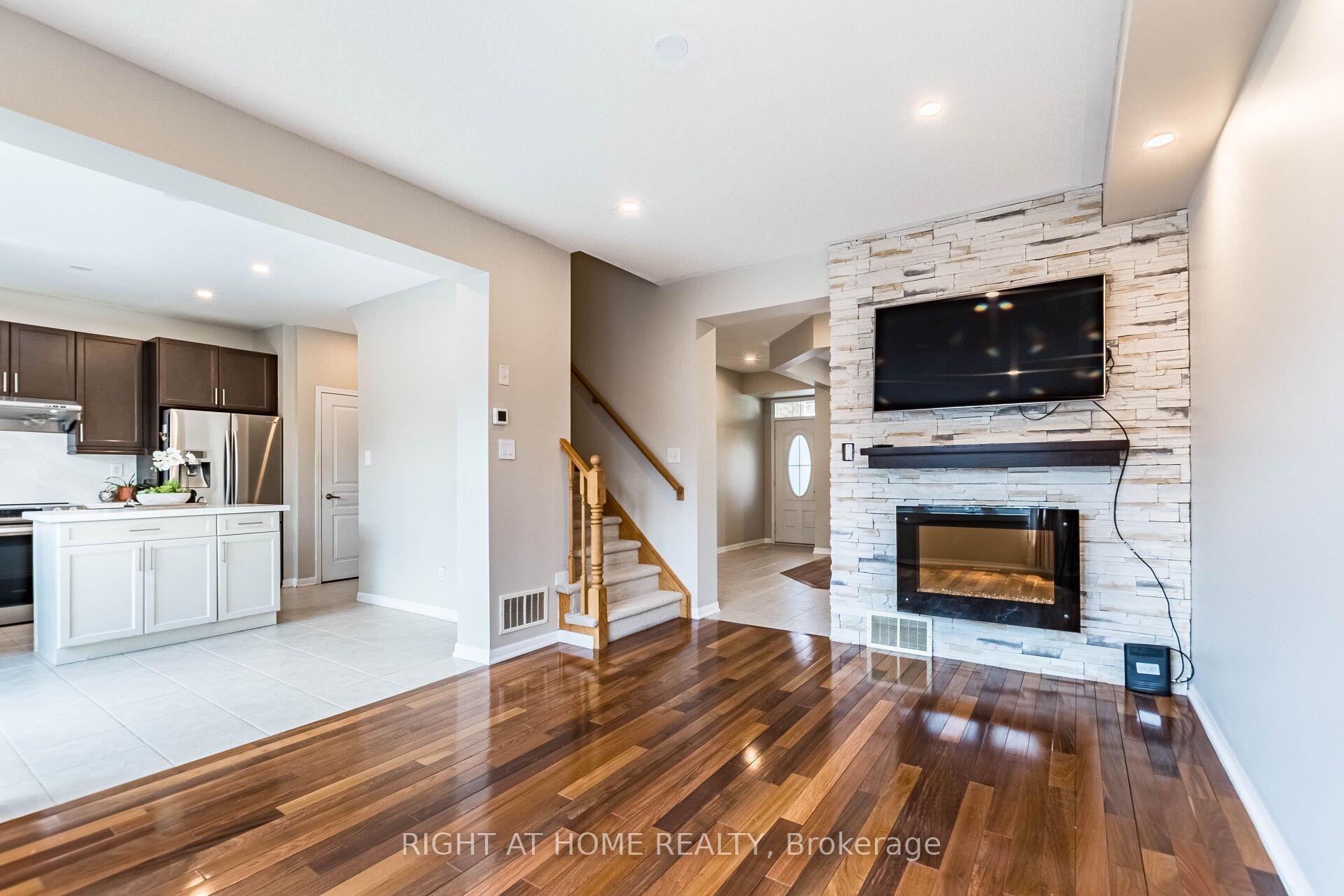 Photo 3 of 314 Jelinik Terrace, Milton, Scott — HOMEH