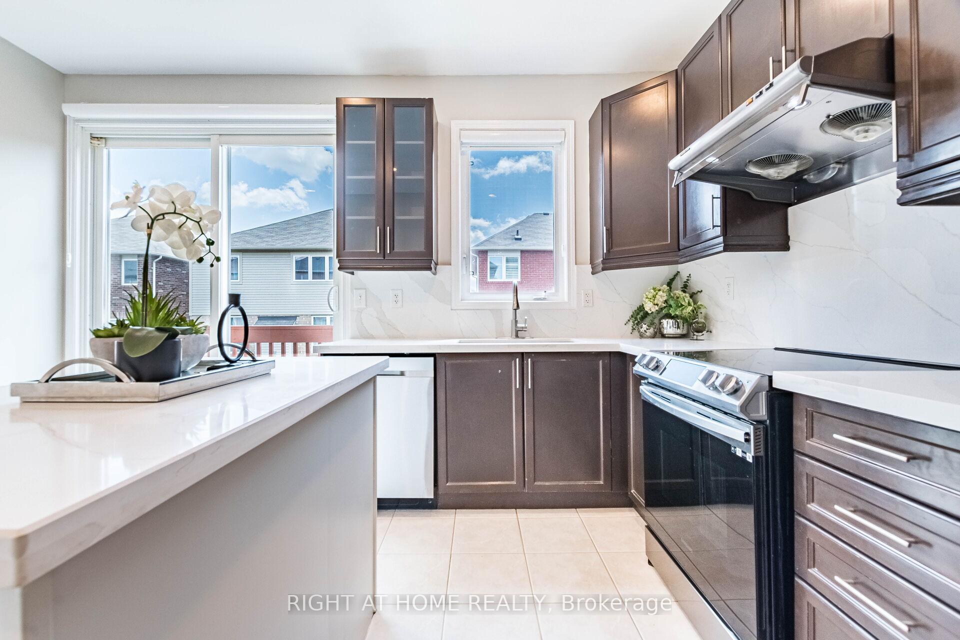 Photo 18 of 314 Jelinik Terrace, Milton, Scott — HOMEH