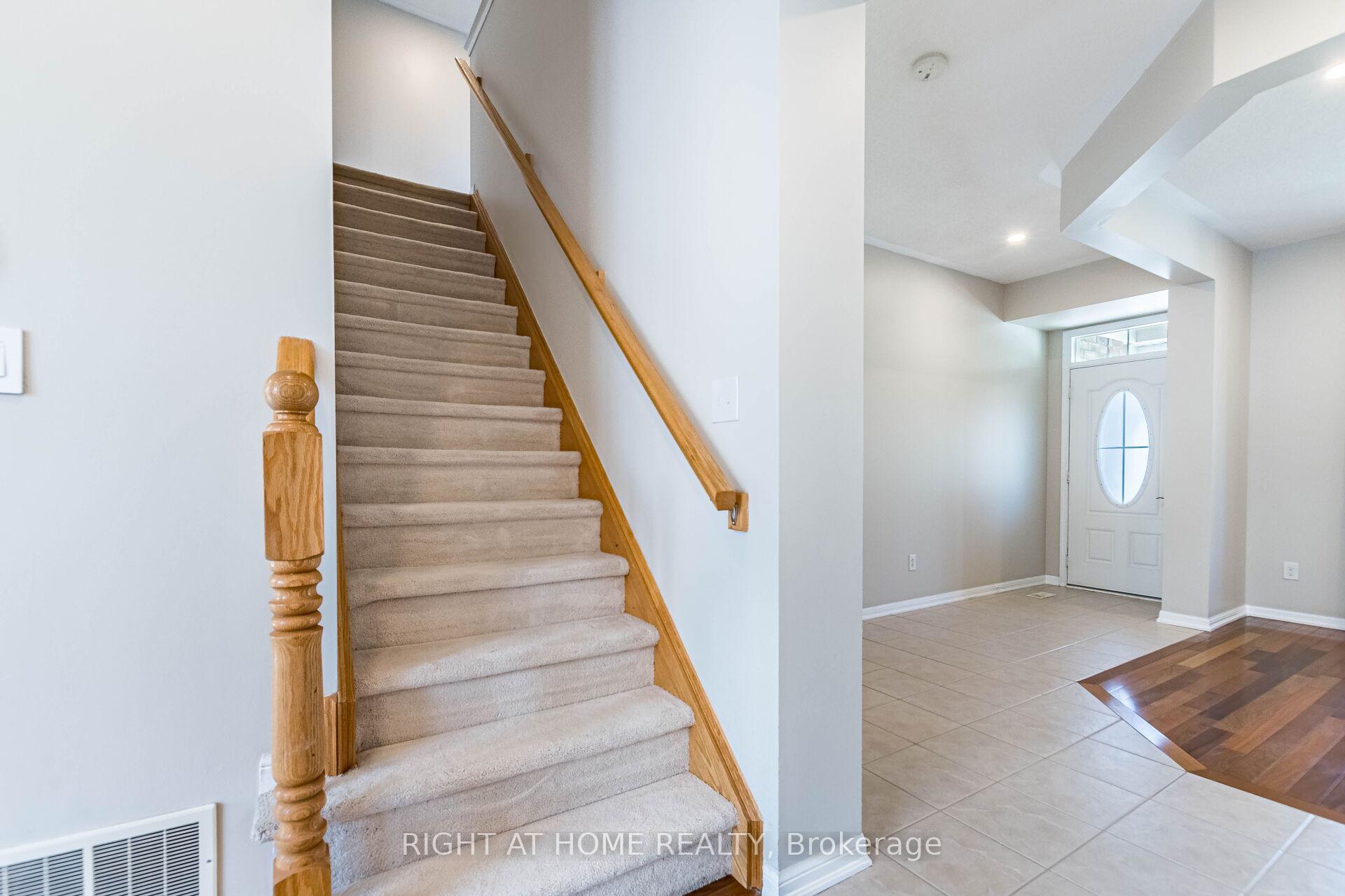 Photo 8 of 314 Jelinik Terrace, Milton, Scott — HOMEH