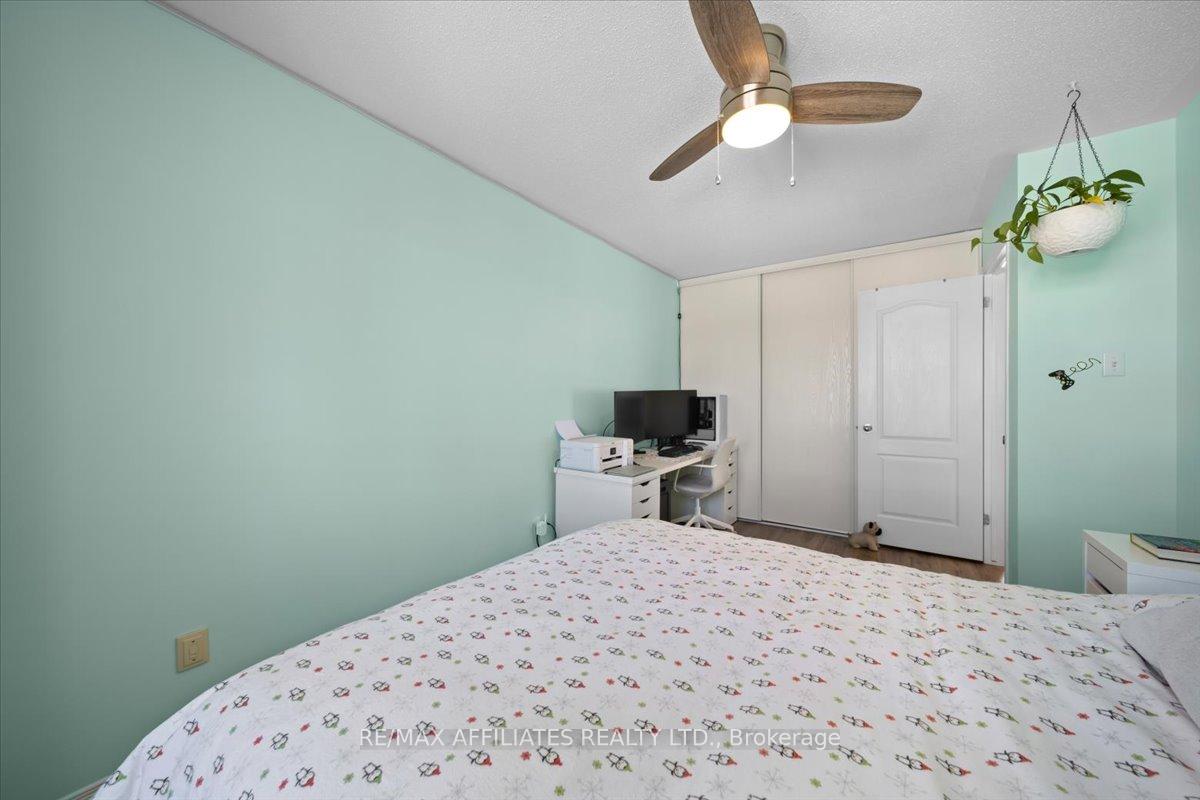 Photo 24 of 5901 Pineglade Crescent, Ottawa, Chapel Hill South - Orleans Village — HOMEH