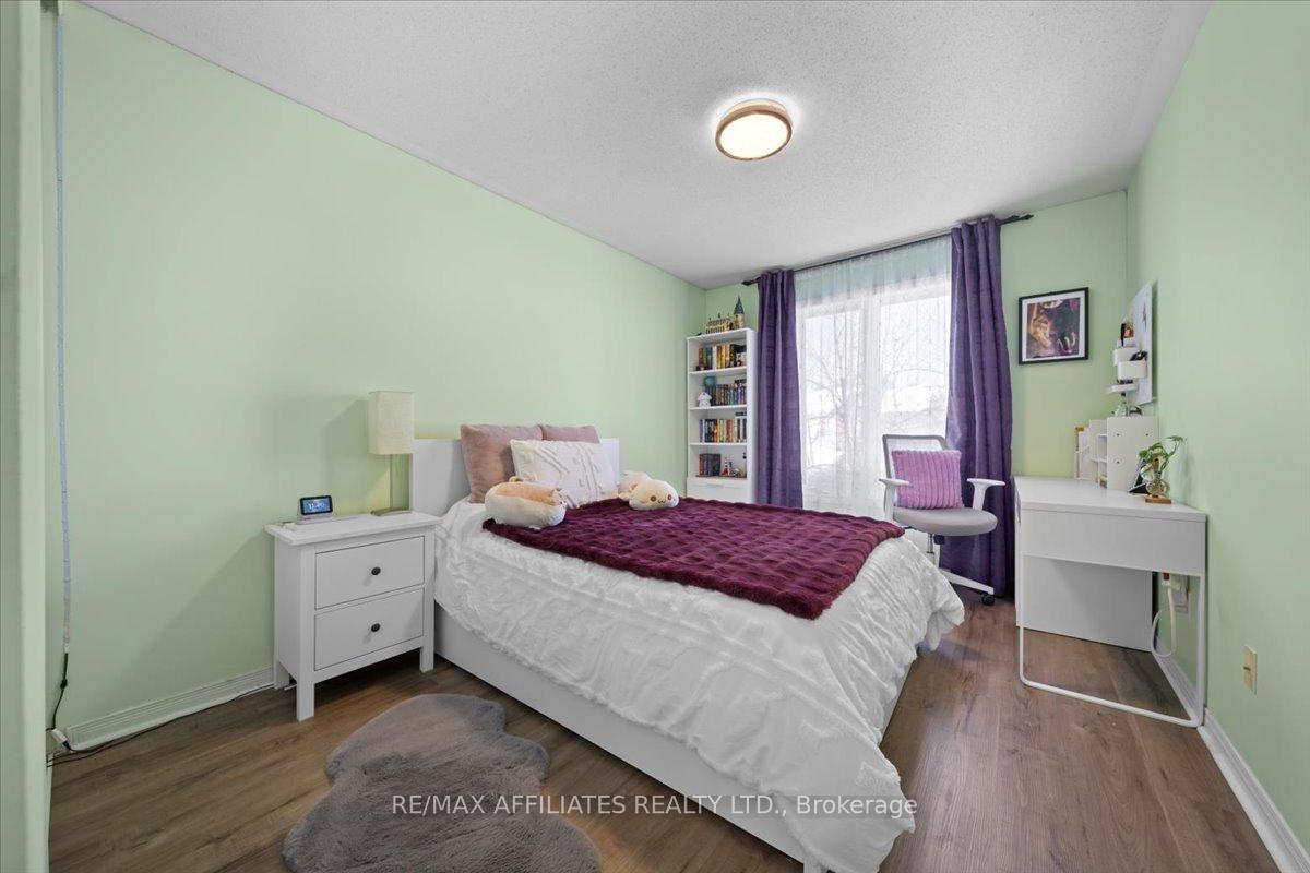 Photo 26 of 5901 Pineglade Crescent, Ottawa, Chapel Hill South - Orleans Village — HOMEH