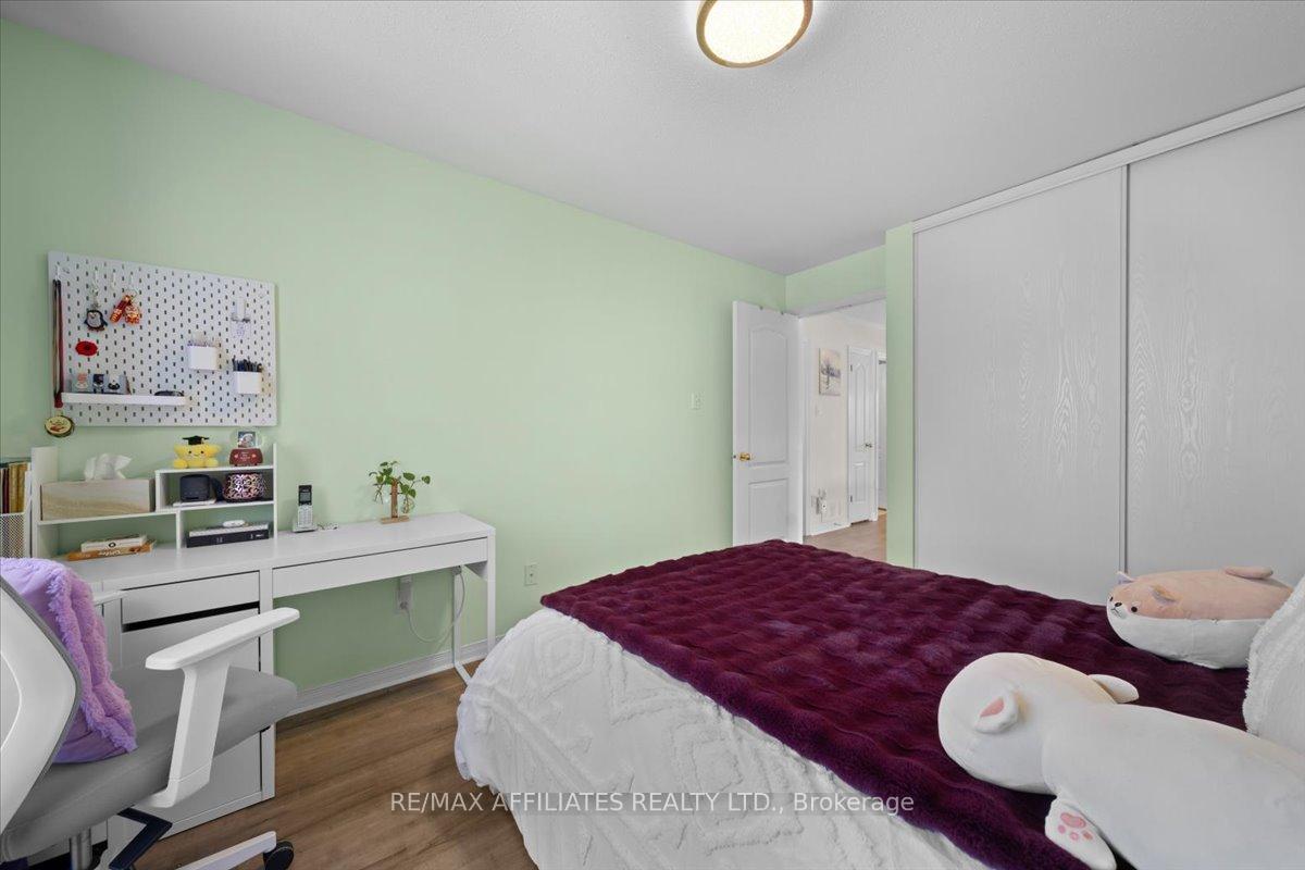Photo 27 of 5901 Pineglade Crescent, Ottawa, Chapel Hill South - Orleans Village — HOMEH