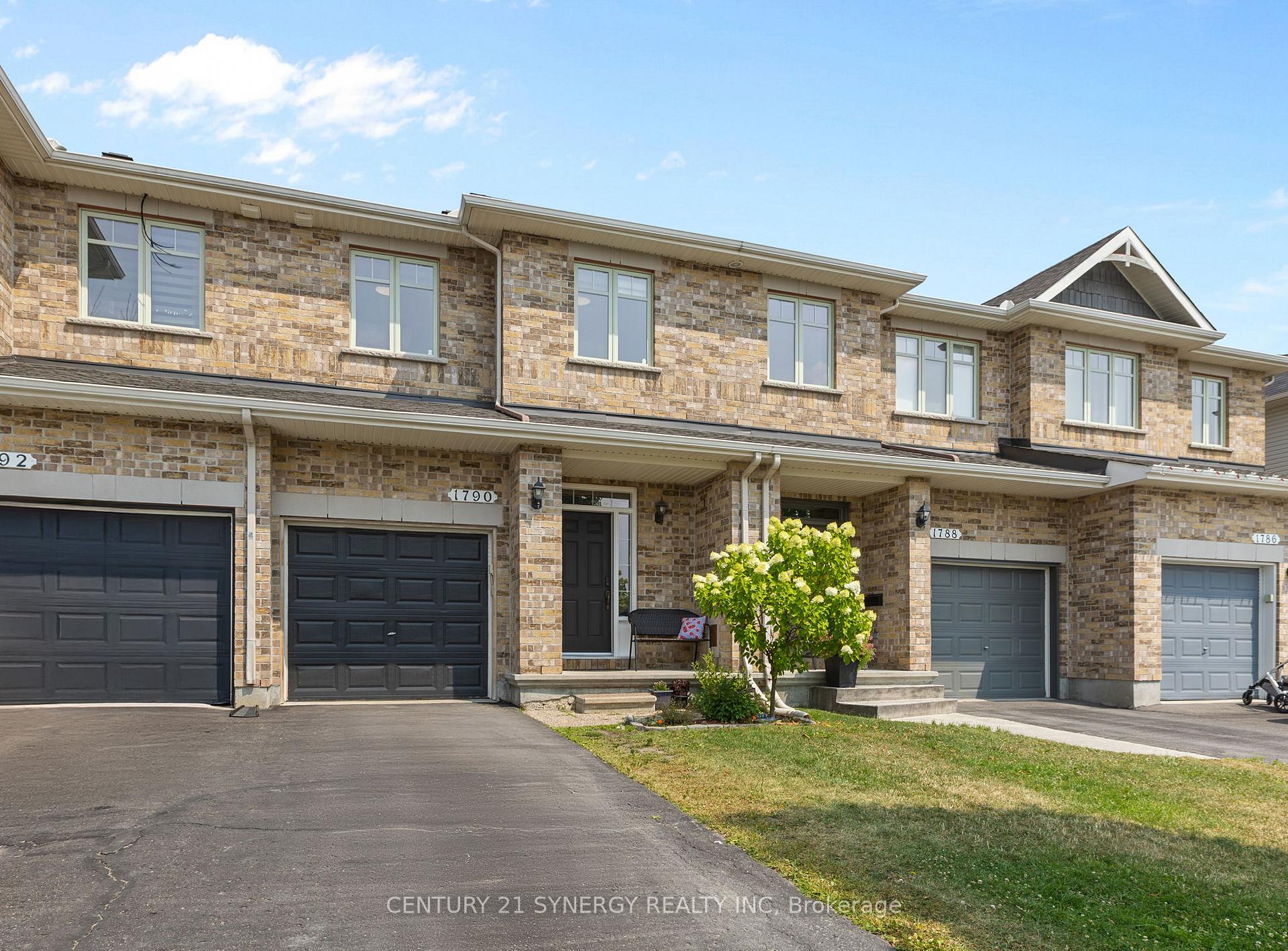 Photo 1 of 1790 Plainridge Crescent, Ottawa, Notting Hill/Summerside — HOMEH