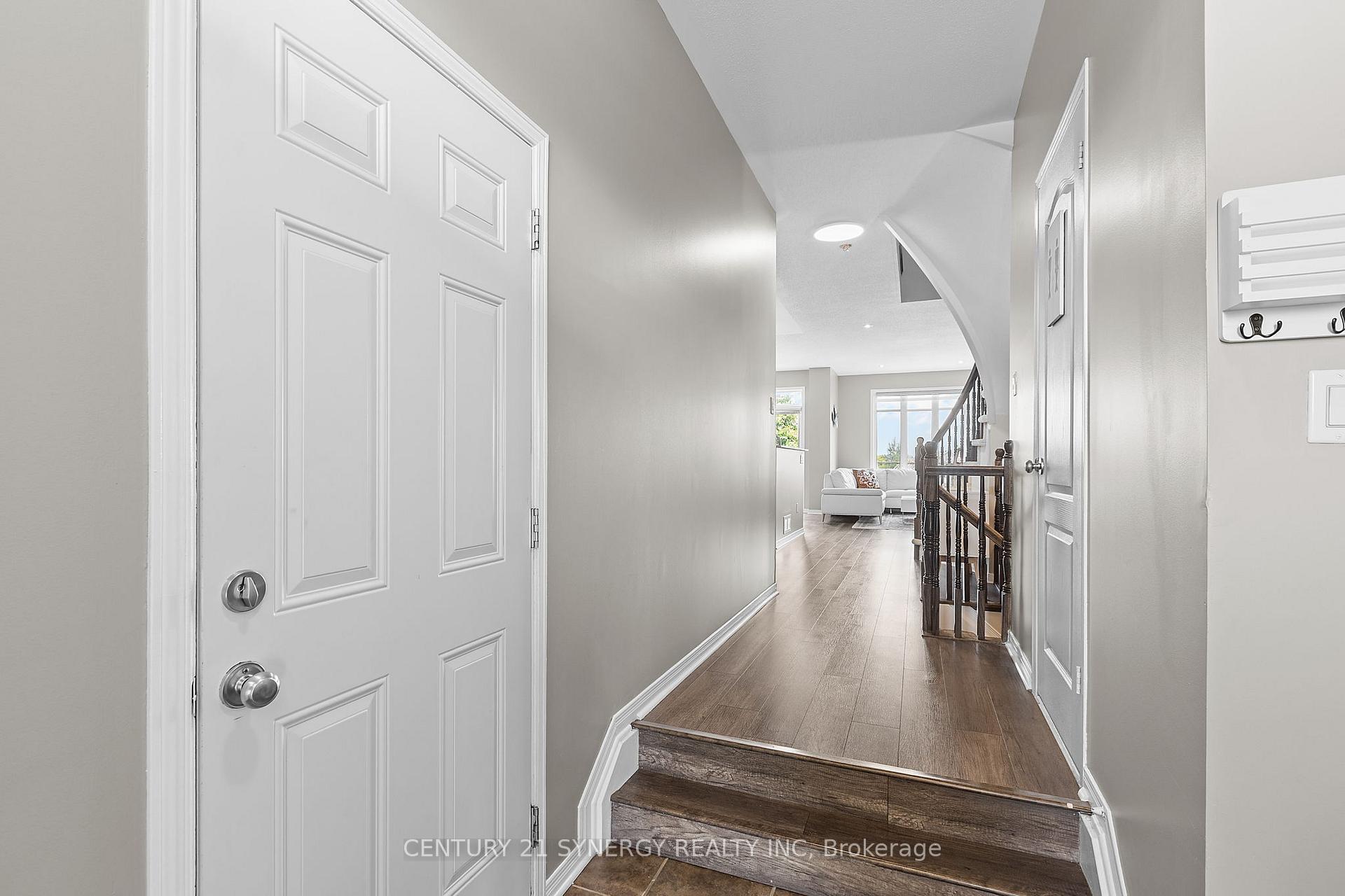 Photo 6 of 1790 Plainridge Crescent, Ottawa, Notting Hill/Summerside — HOMEH