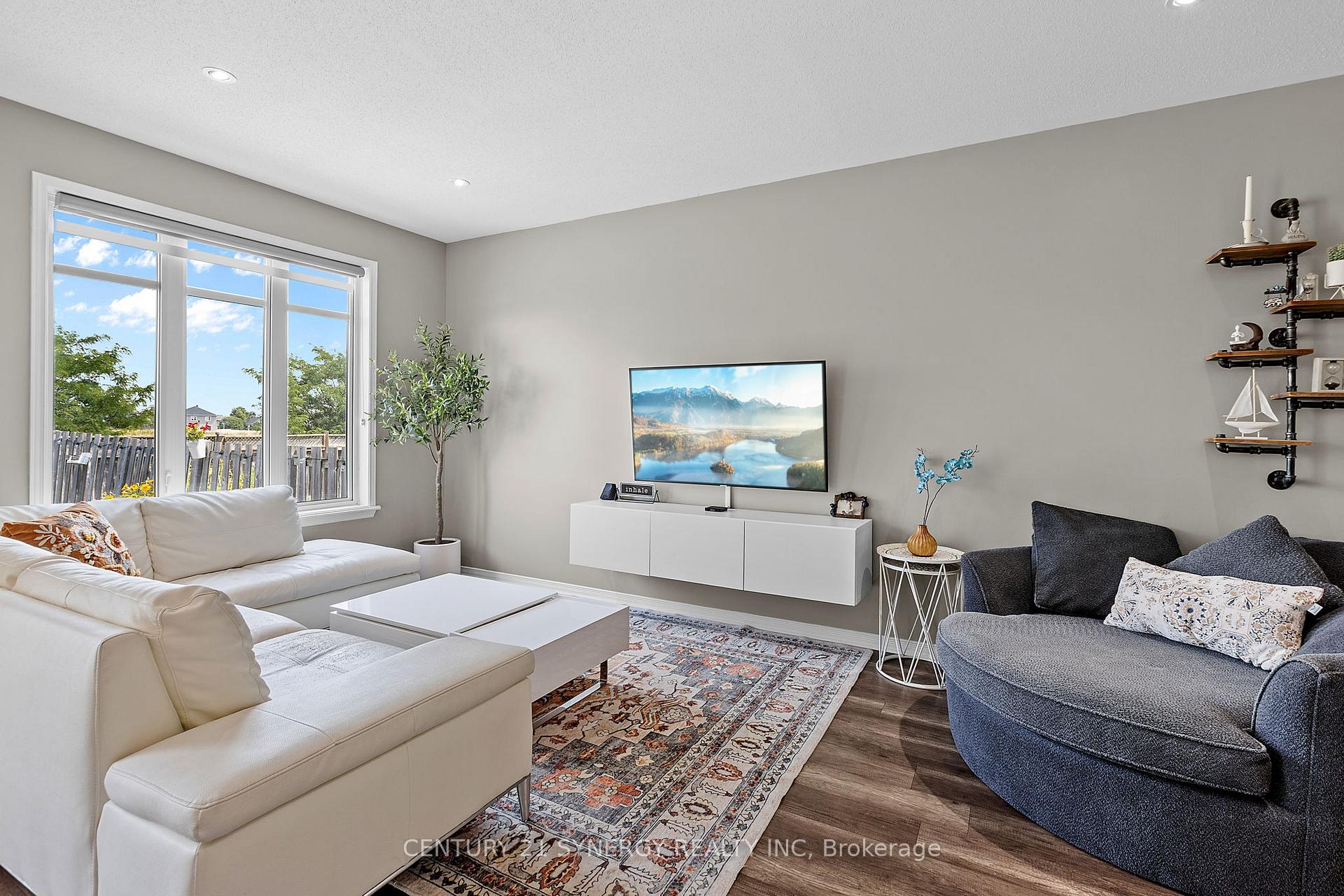 Photo 10 of 1790 Plainridge Crescent, Ottawa, Notting Hill/Summerside — HOMEH