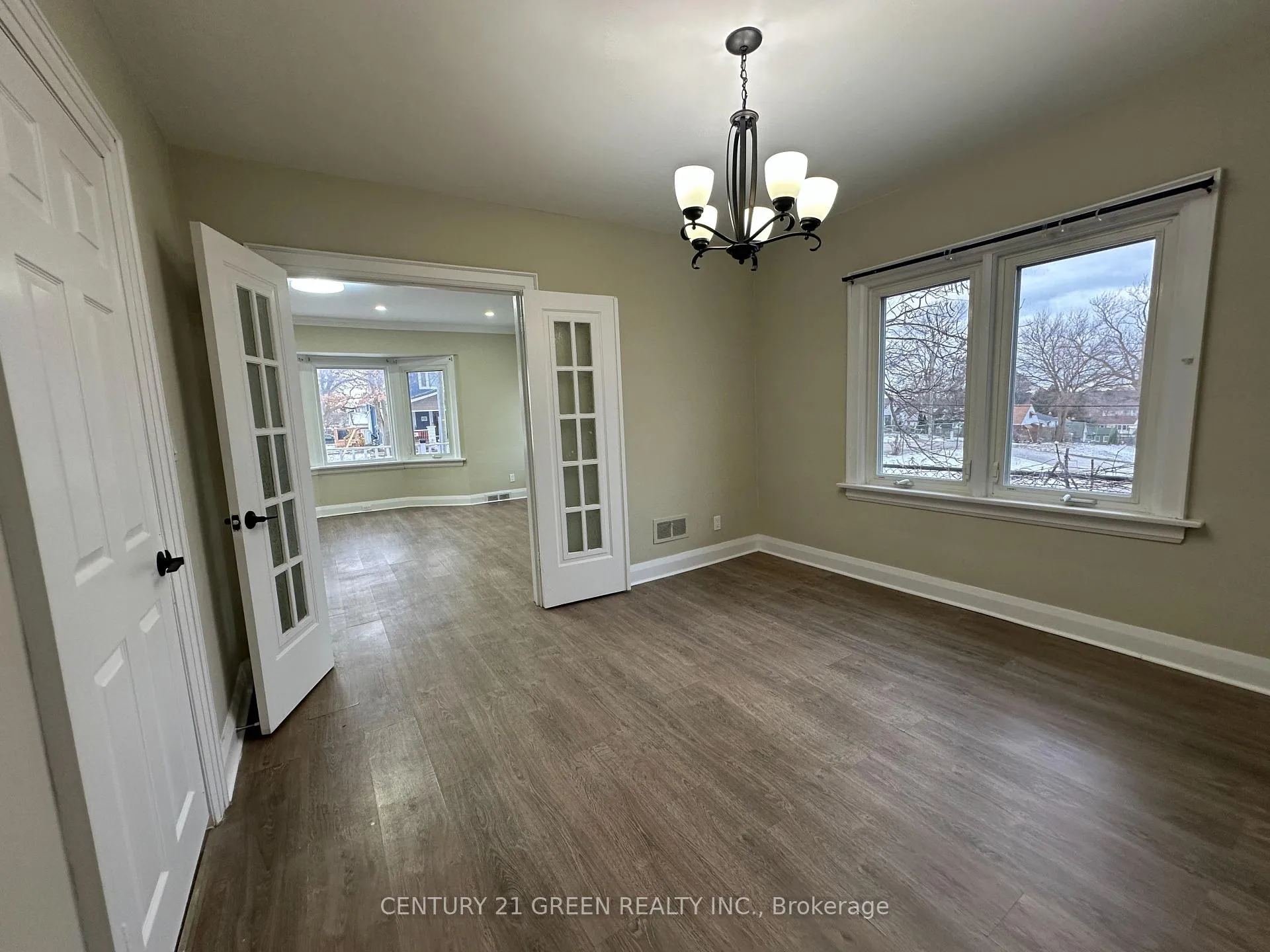 Photo 7 of 5736 Leonard Avenue, Niagara Falls, Hospital — HOMEH