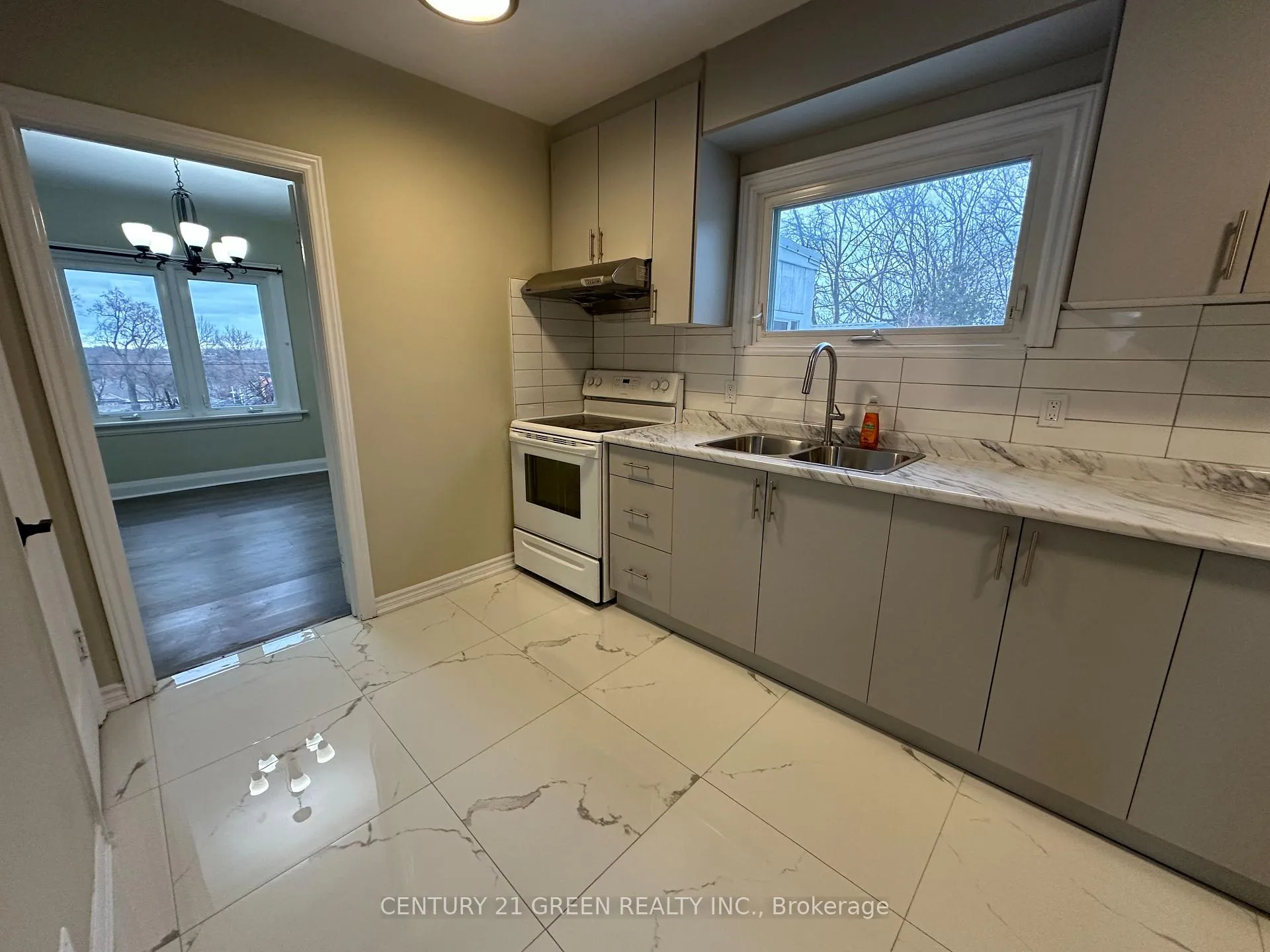 Photo 10 of 5736 Leonard Avenue, Niagara Falls, Hospital — HOMEH