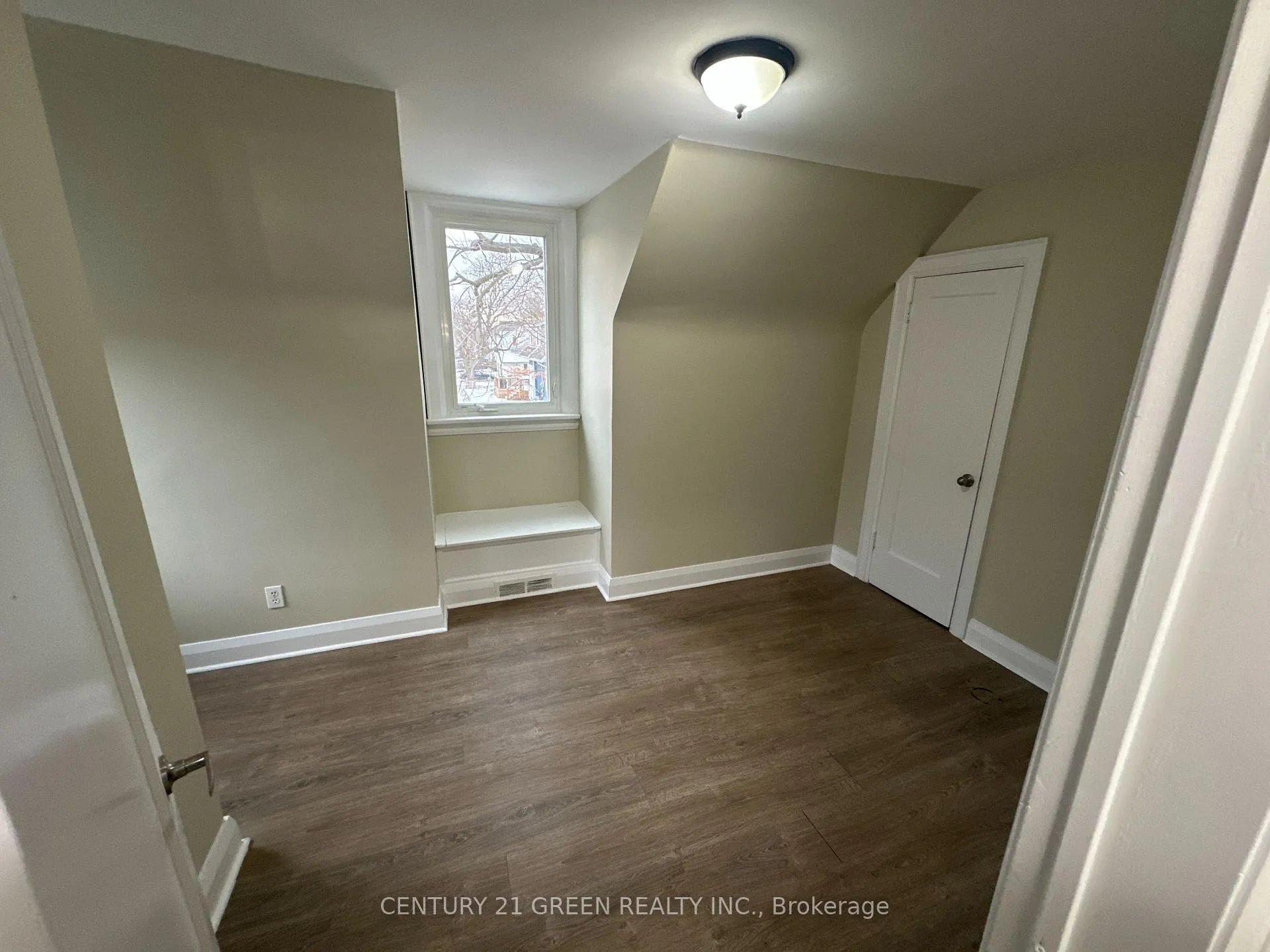 Photo 26 of 5736 Leonard Avenue, Niagara Falls, Hospital — HOMEH