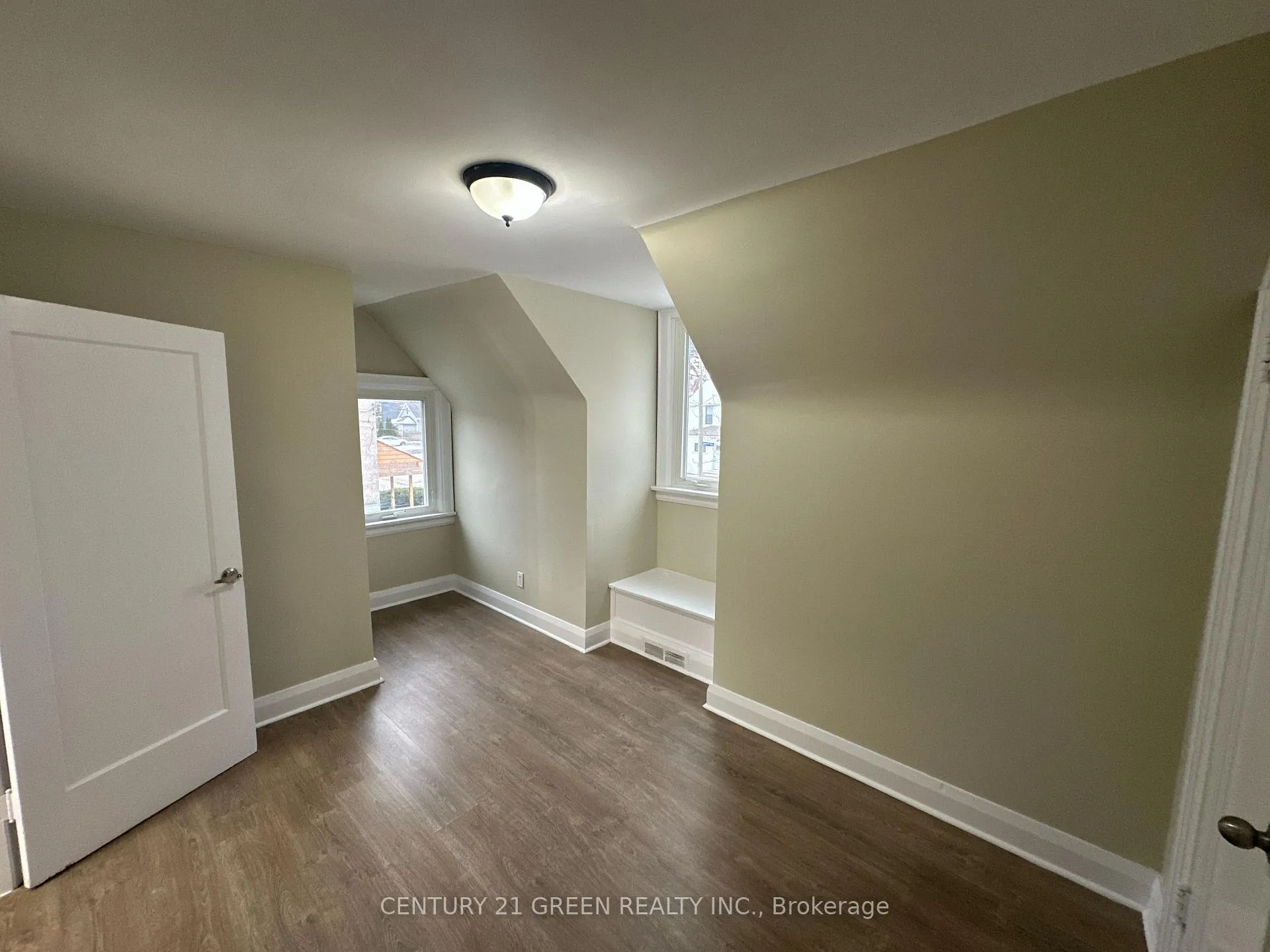 Photo 27 of 5736 Leonard Avenue, Niagara Falls, Hospital — HOMEH
