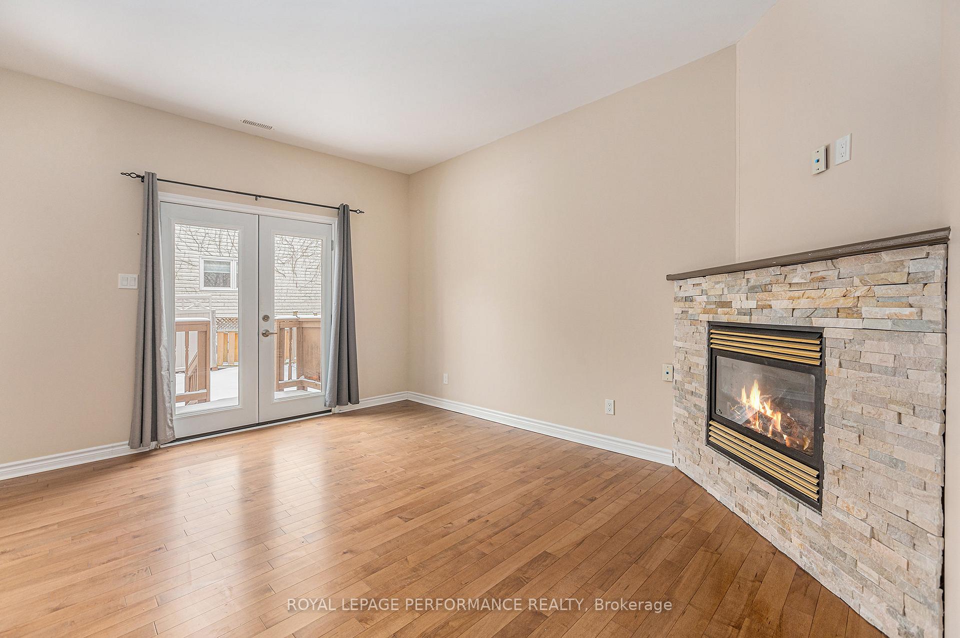 Photo 6 of 1392 Belcourt Boulevard, Ottawa, Chateauneuf — HOMEH