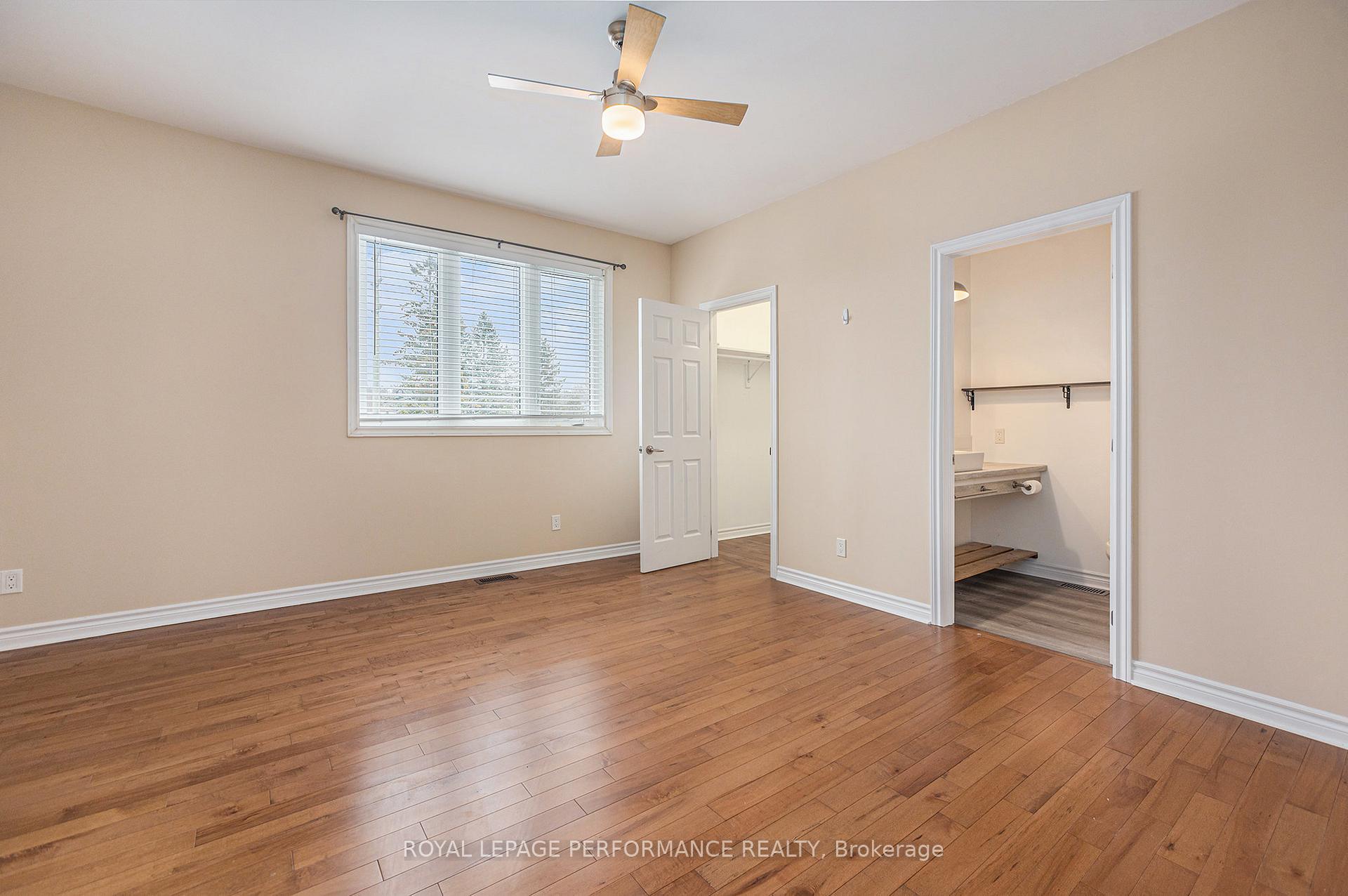 Photo 18 of 1392 Belcourt Boulevard, Ottawa, Chateauneuf — HOMEH