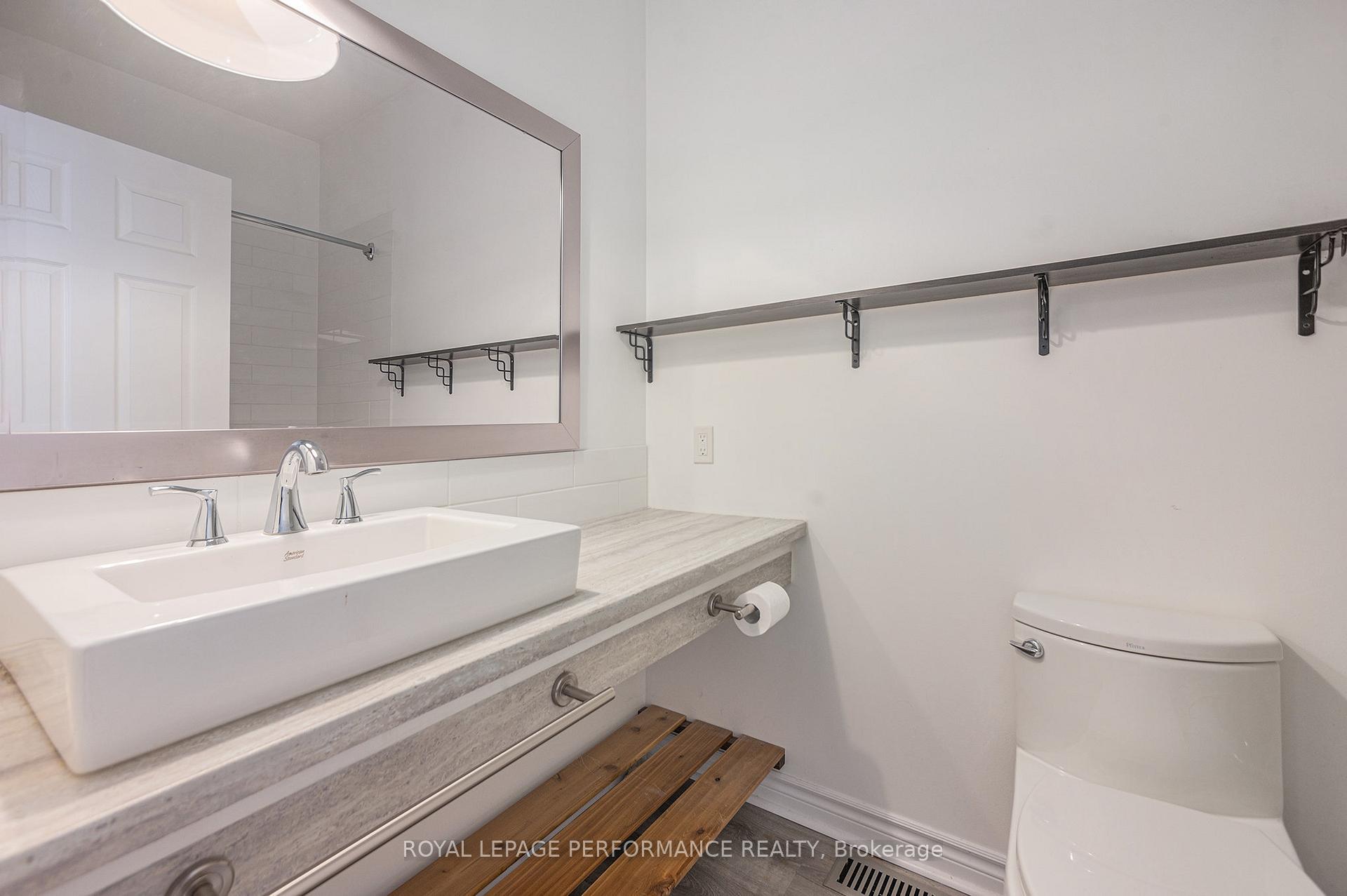 Photo 20 of 1392 Belcourt Boulevard, Ottawa, Chateauneuf — HOMEH