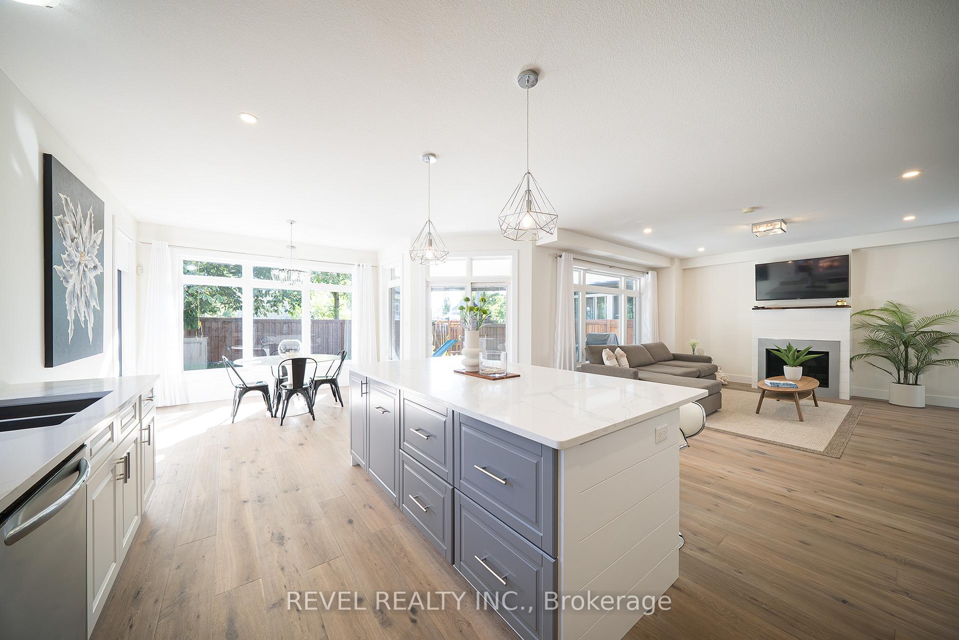 Photo 13 of 38 Lakeview Avenue, Norfolk, Port Dover — HOMEH