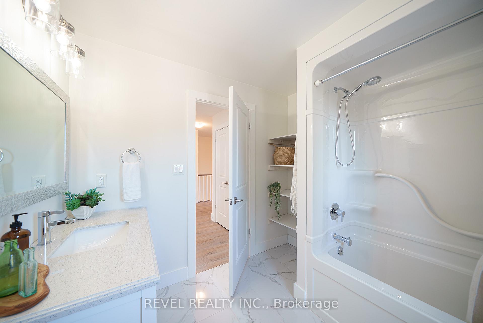 Photo 35 of 38 Lakeview Avenue, Norfolk, Port Dover — HOMEH